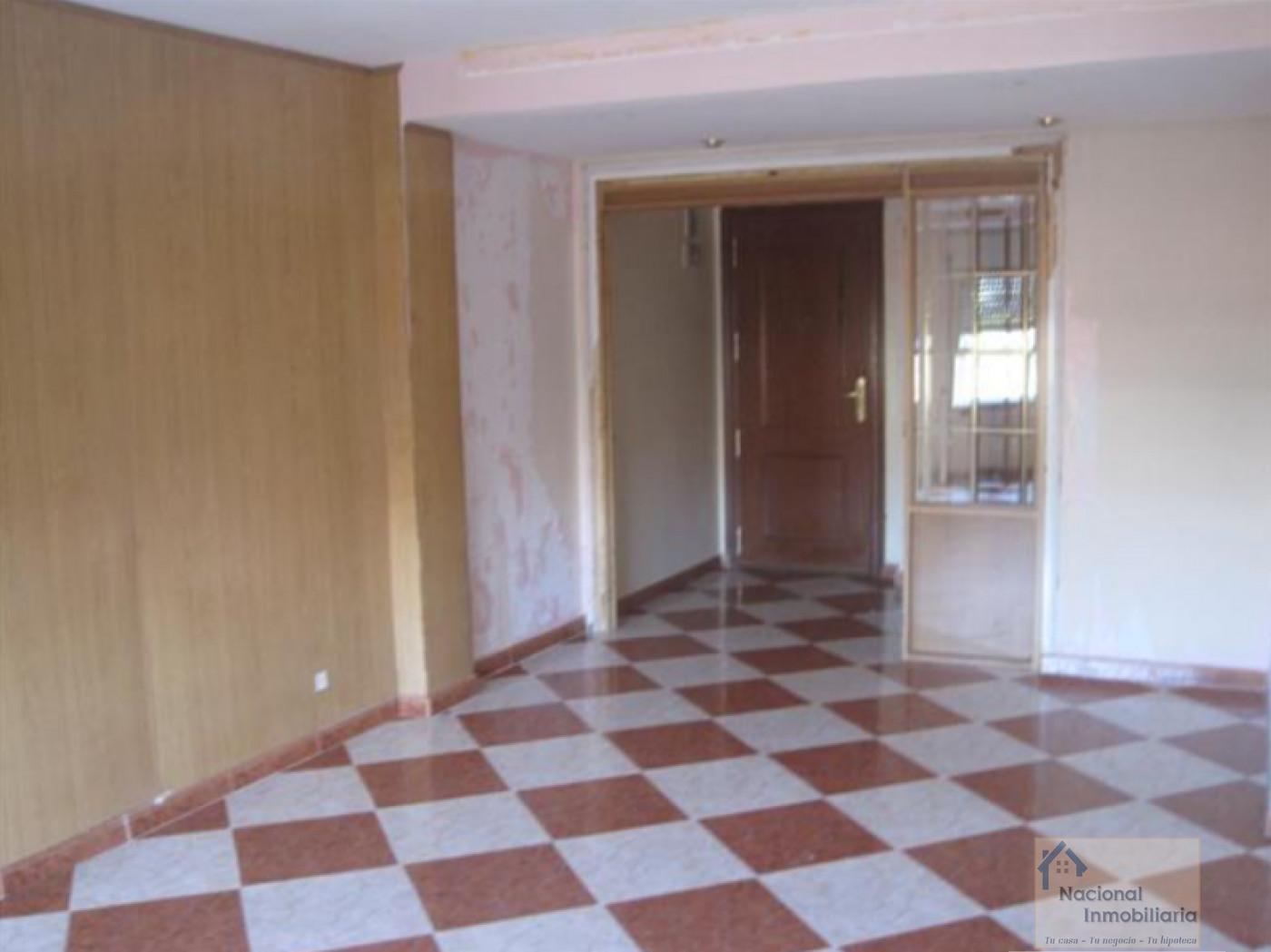 For sale of flat in Valladolid