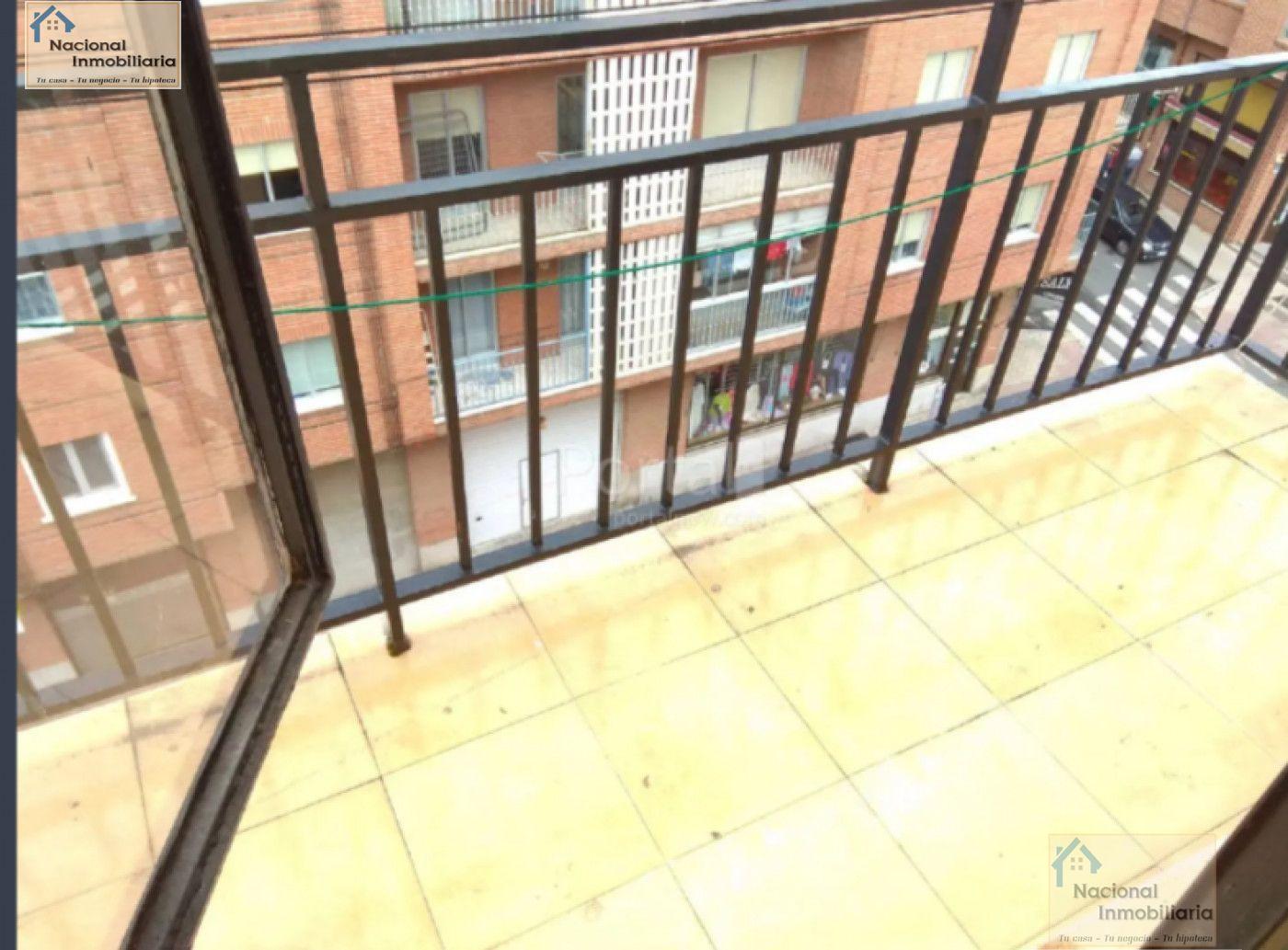 For sale of flat in Avila