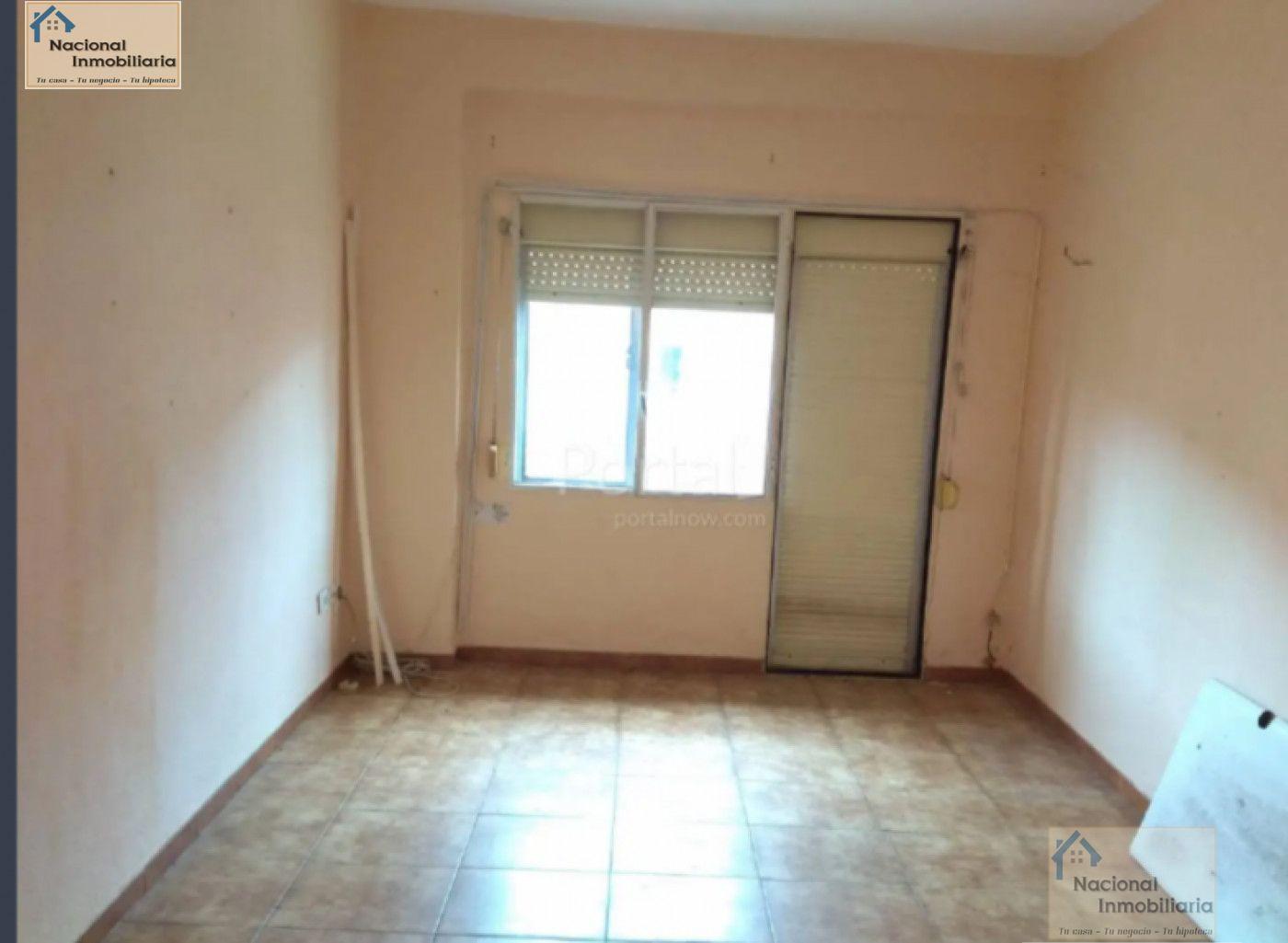 For sale of flat in Avila