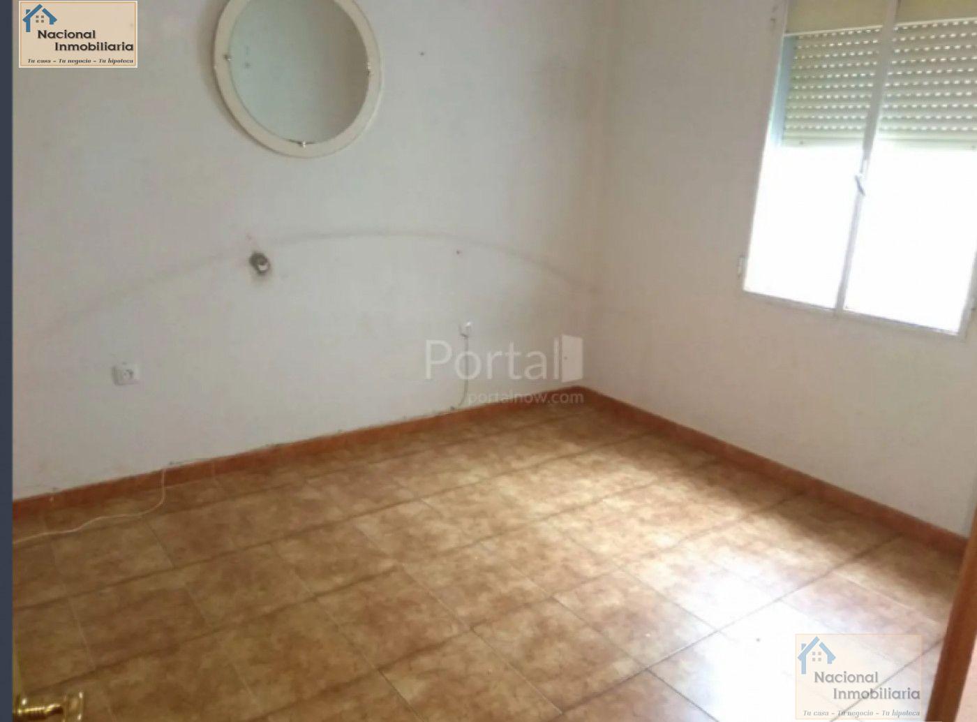 For sale of flat in Avila