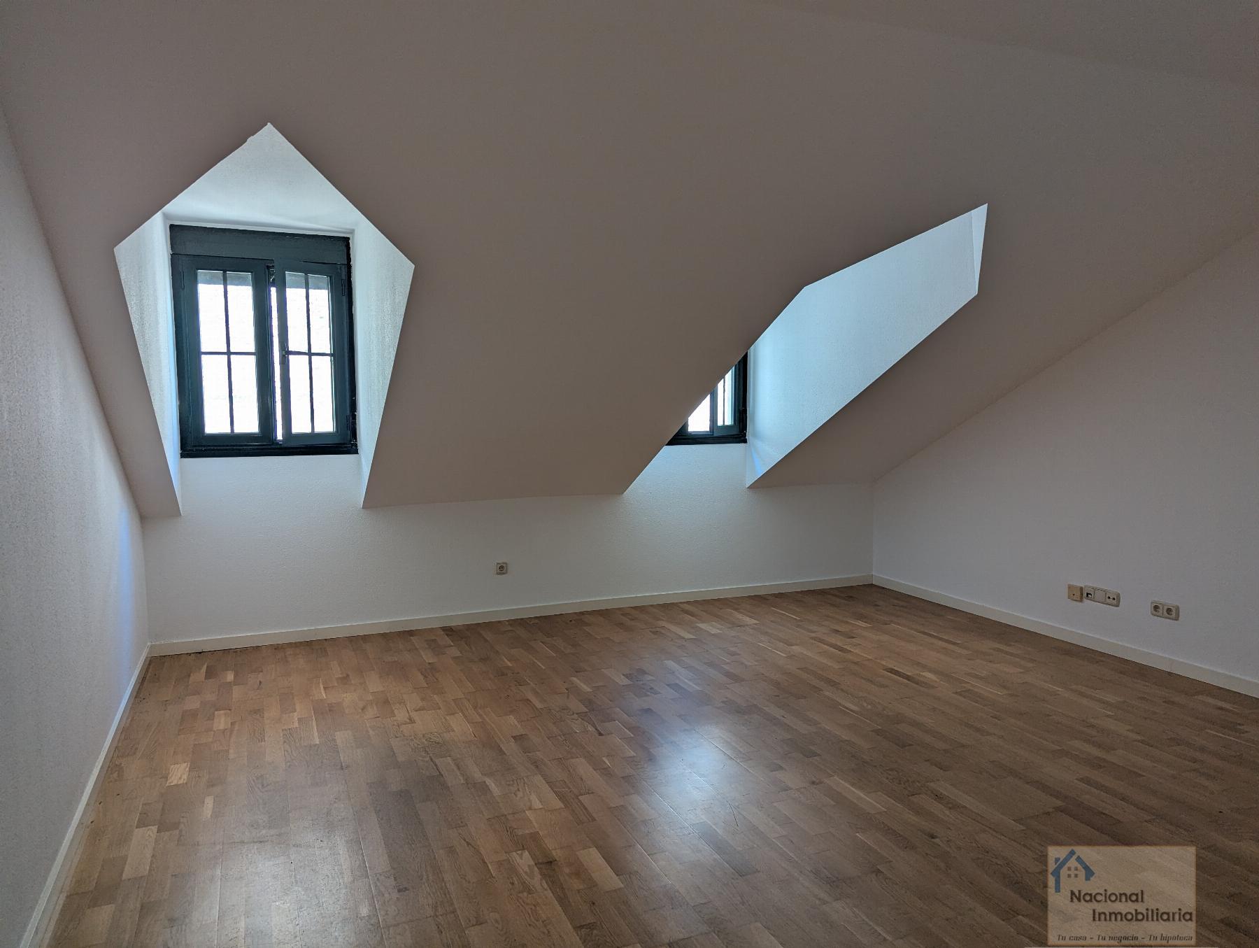 Venta de piso en San Ildefonso