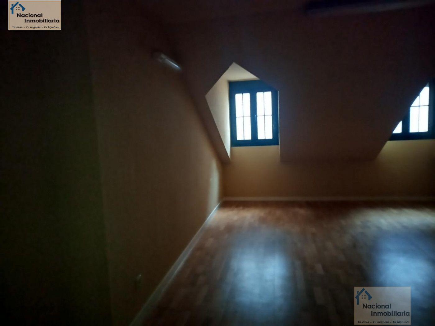 For sale of flat in San Ildefonso