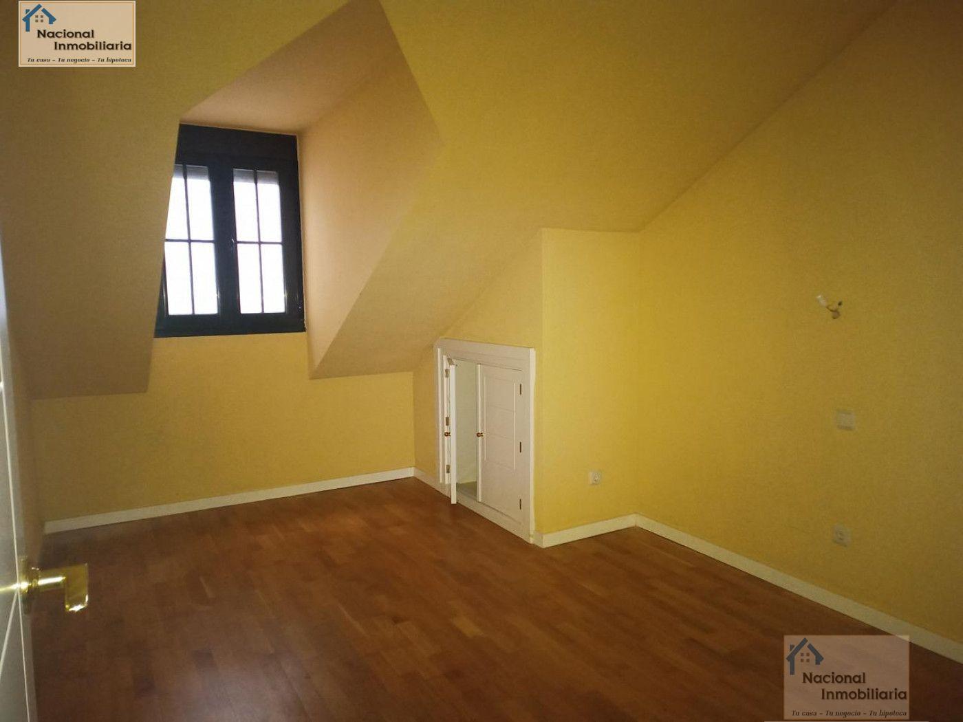 For sale of flat in San Ildefonso