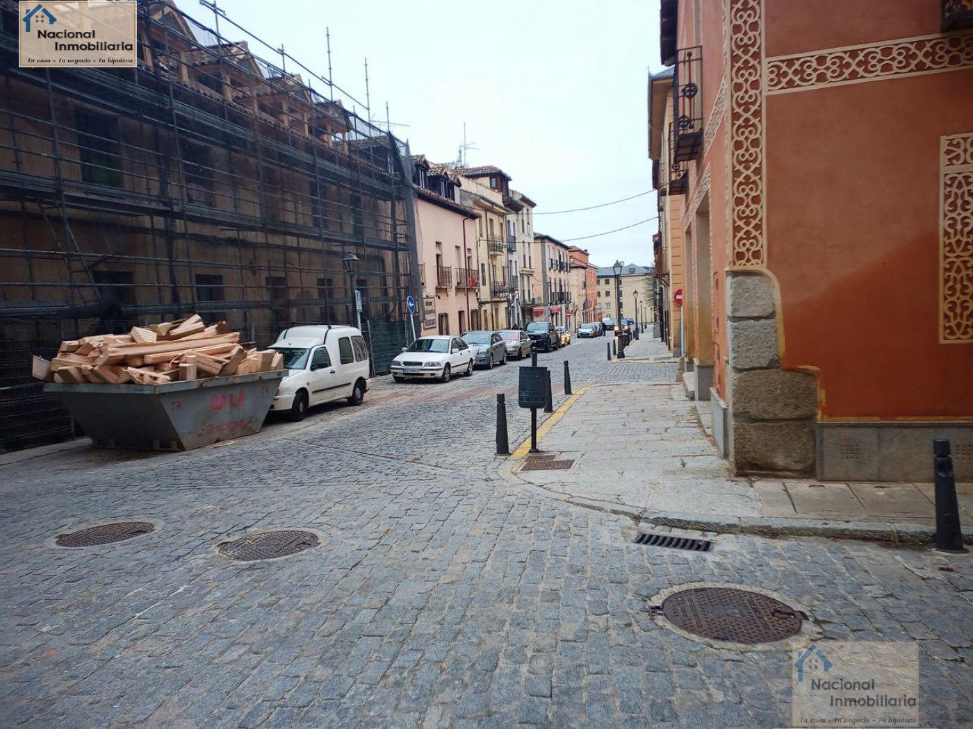 For sale of flat in San Ildefonso