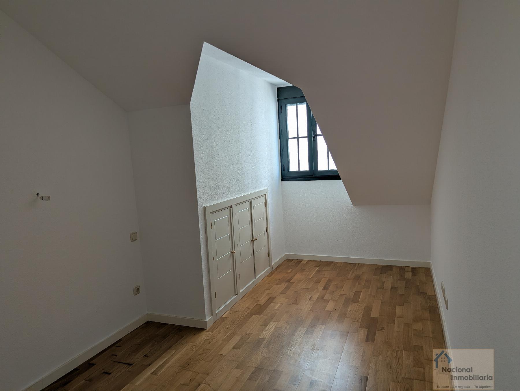 Venta de piso en San Ildefonso