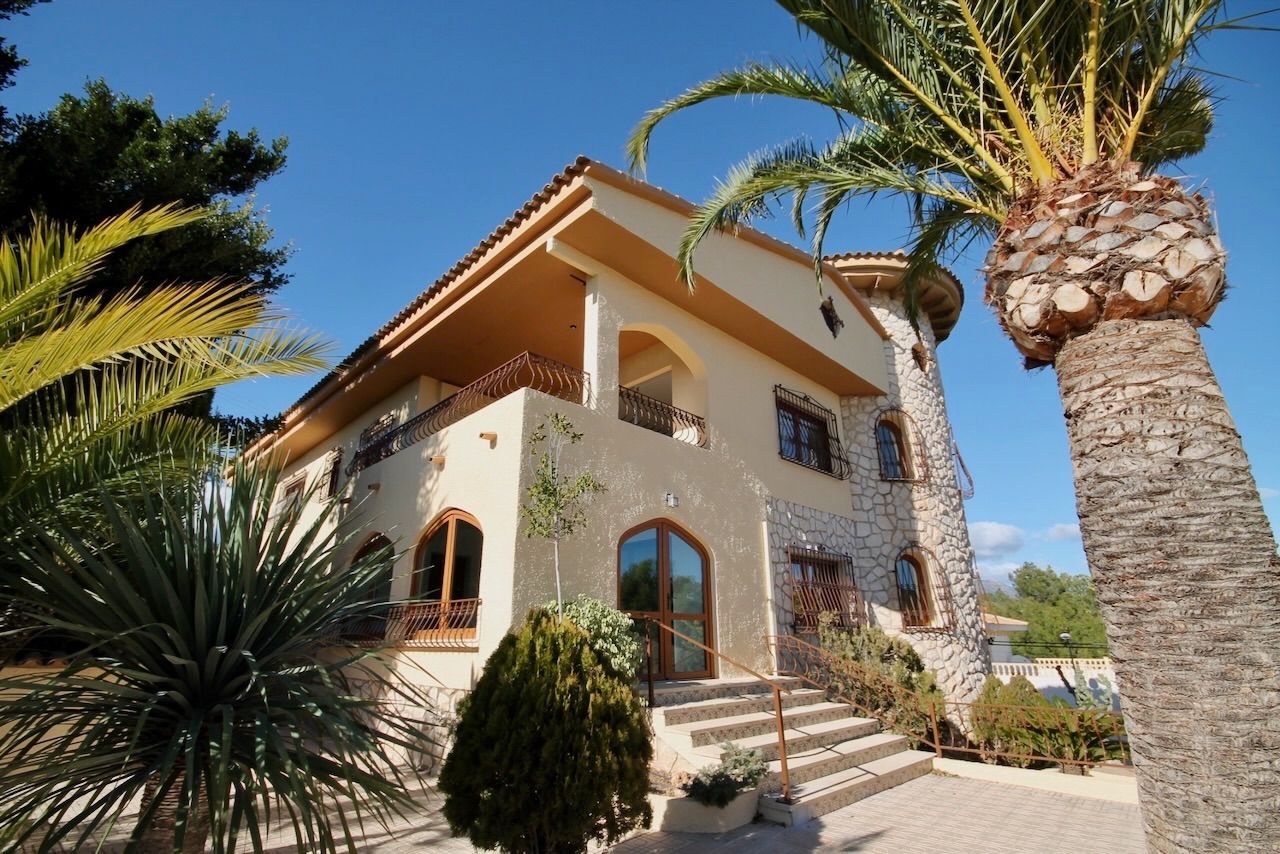 Venta de casa en La Nucia