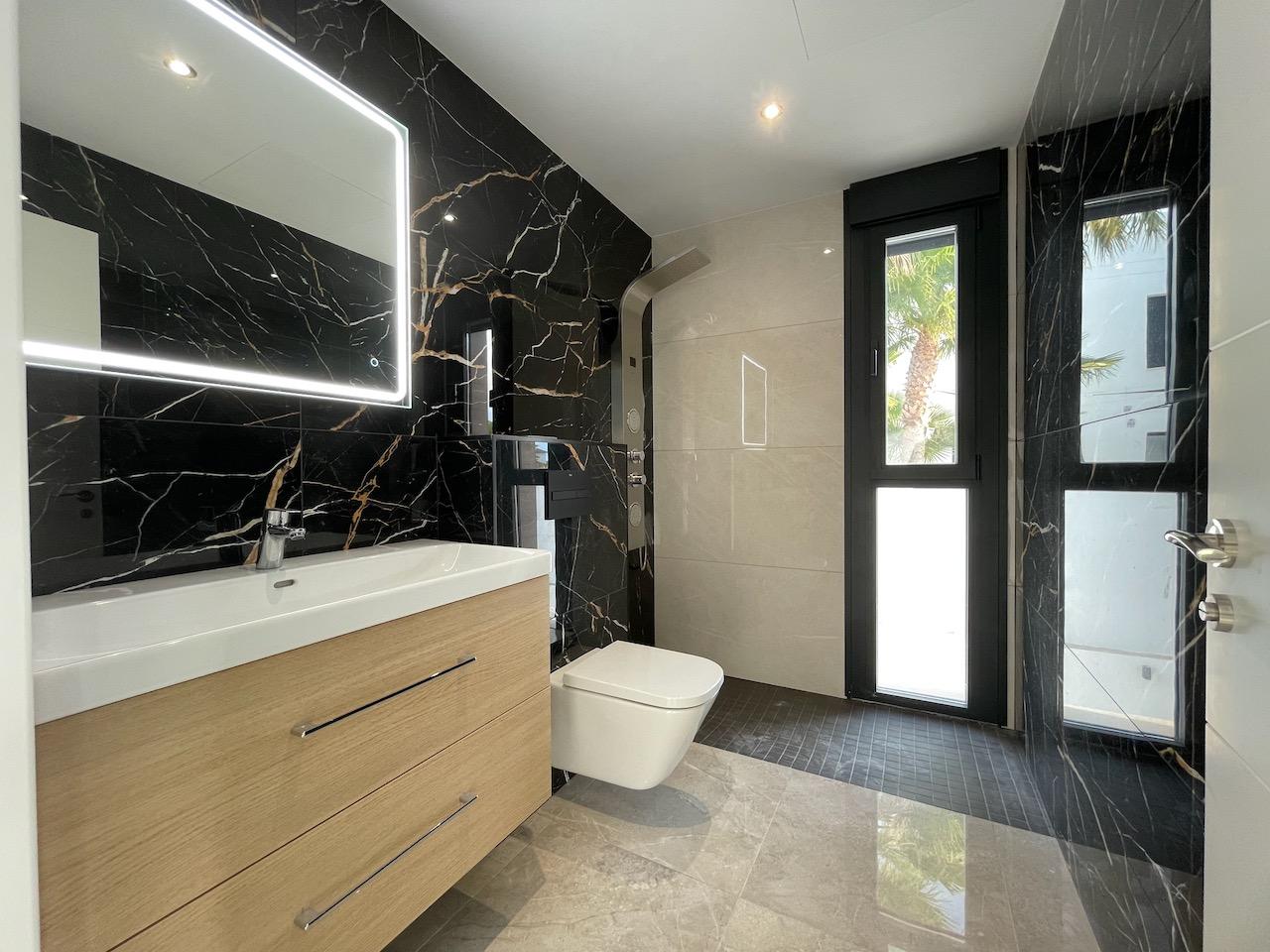 Venta de villa en Finestrat