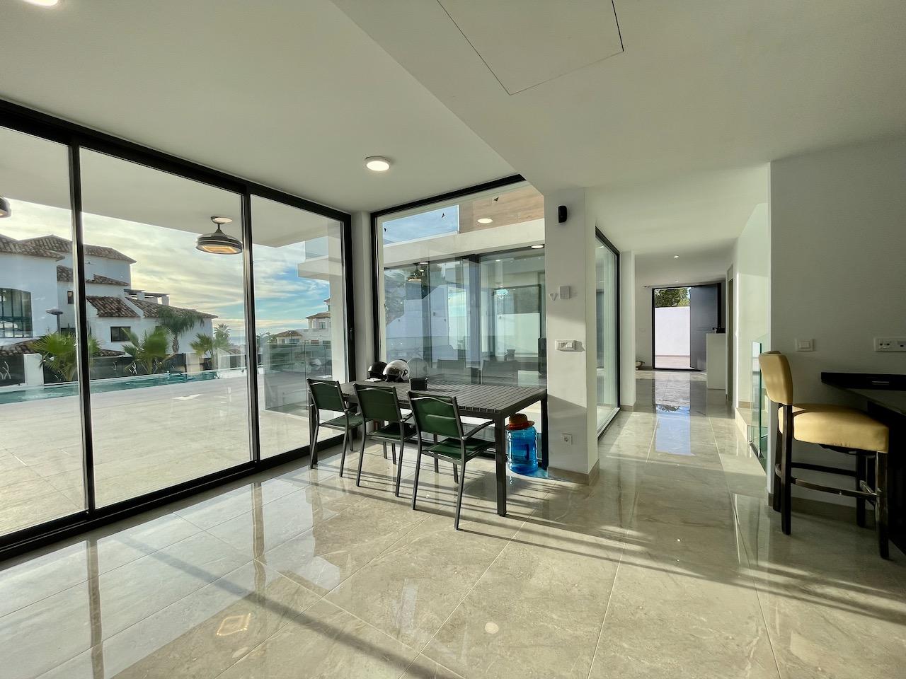 Venta de villa en Finestrat