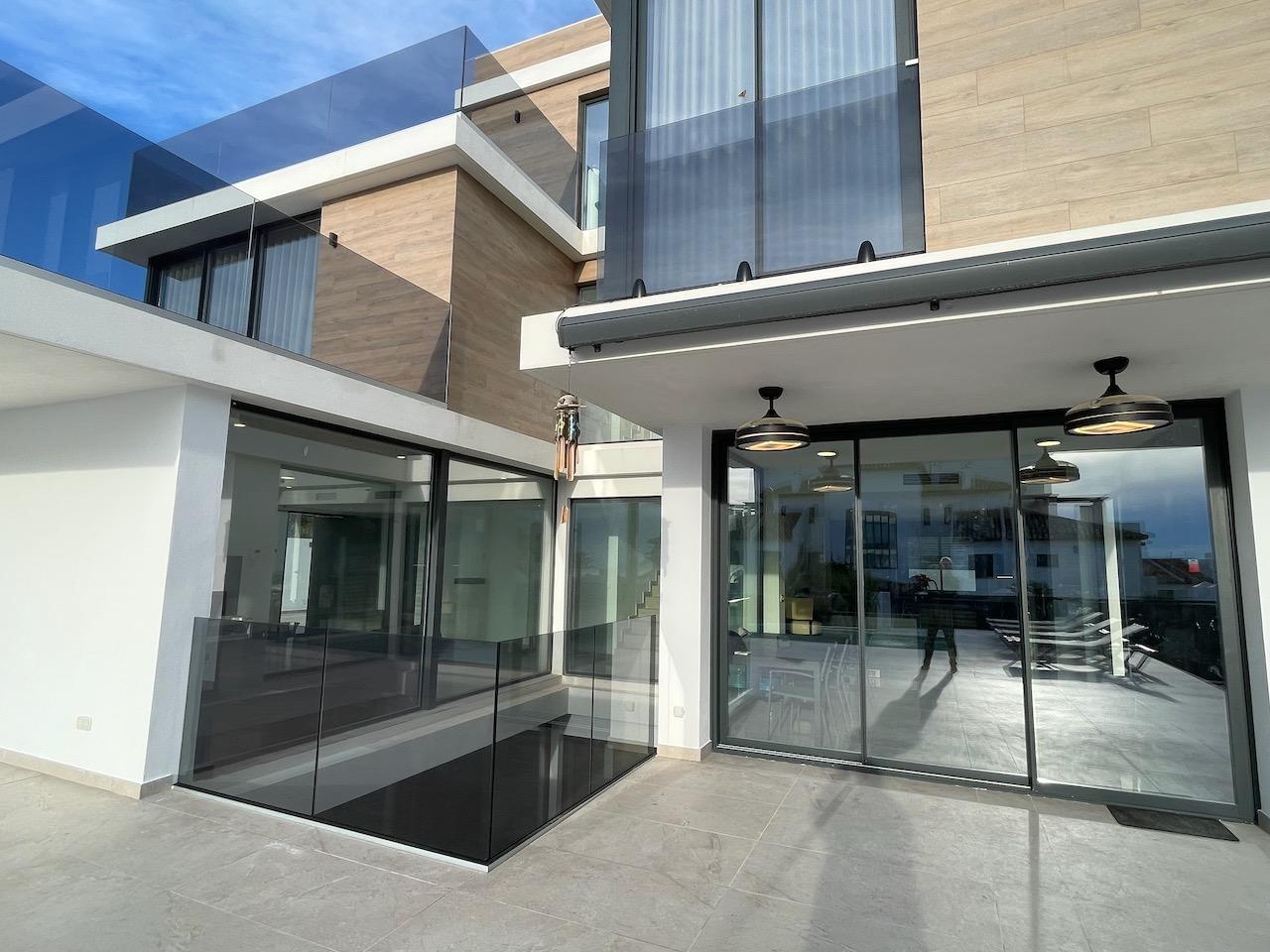 Venta de villa en Finestrat