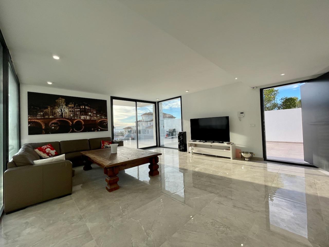 Venta de villa en Finestrat