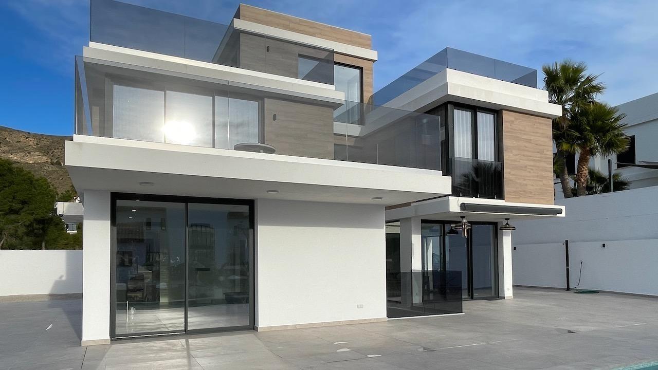 Venta de villa en Finestrat