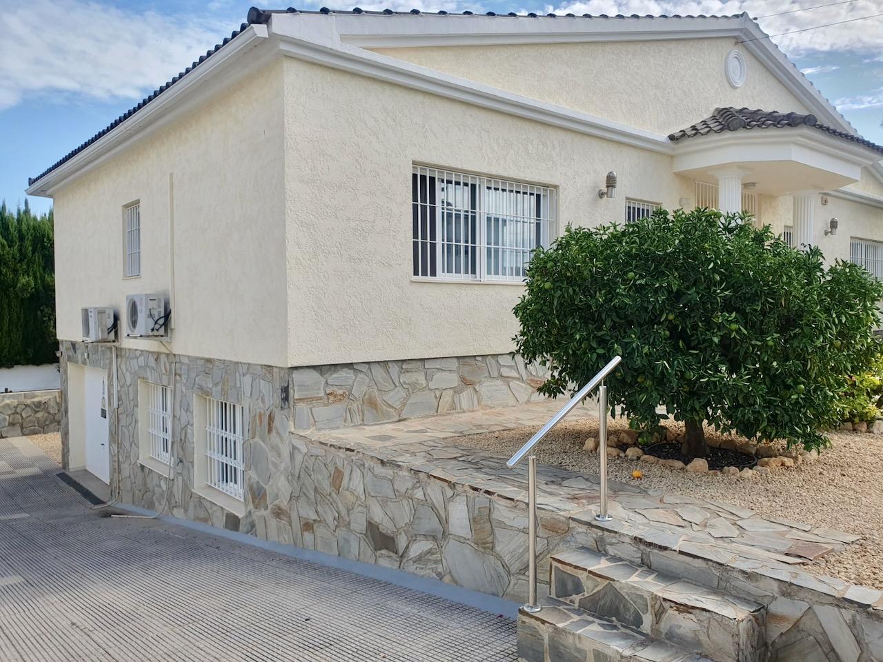 Venta de casa en Alfaz del Pi