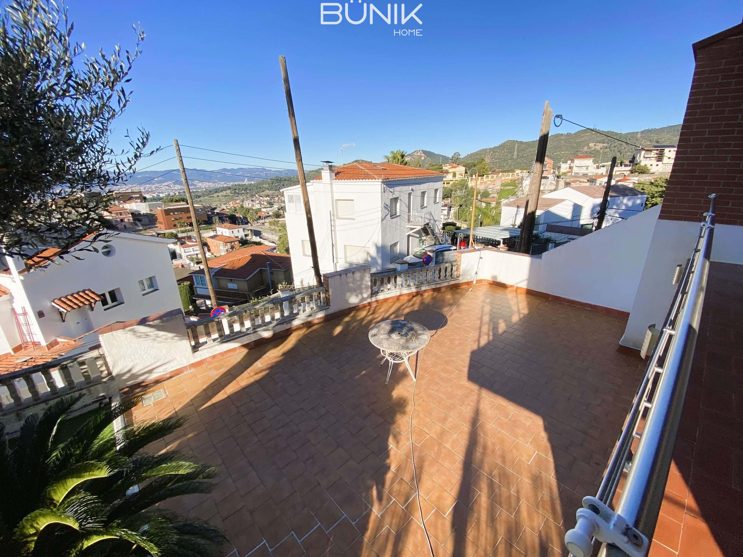 For sale of villa in Esplugues de Llobregat