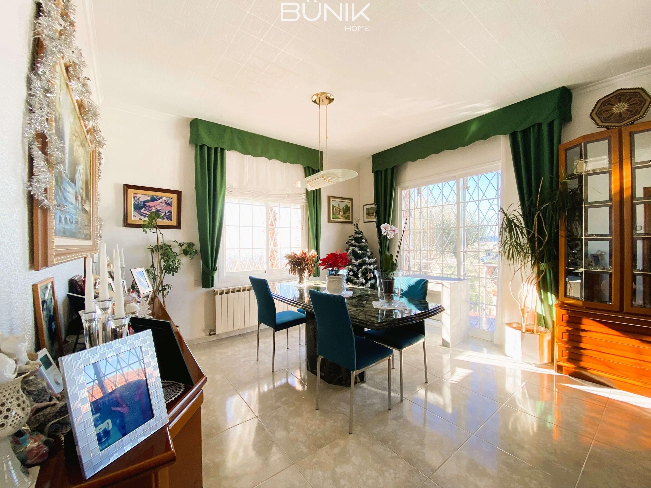 For sale of villa in Esplugues de Llobregat