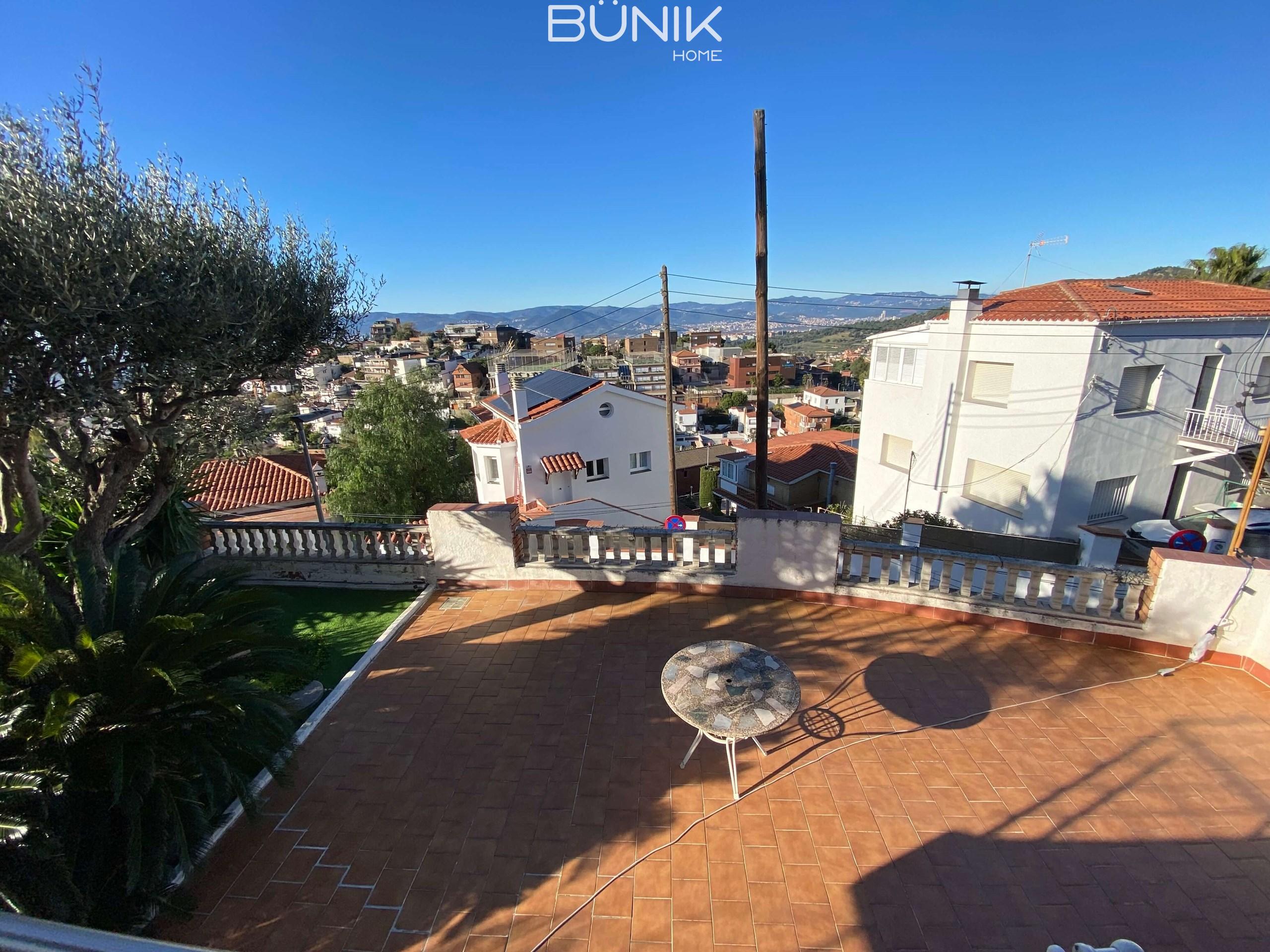 For sale of villa in Esplugues de Llobregat