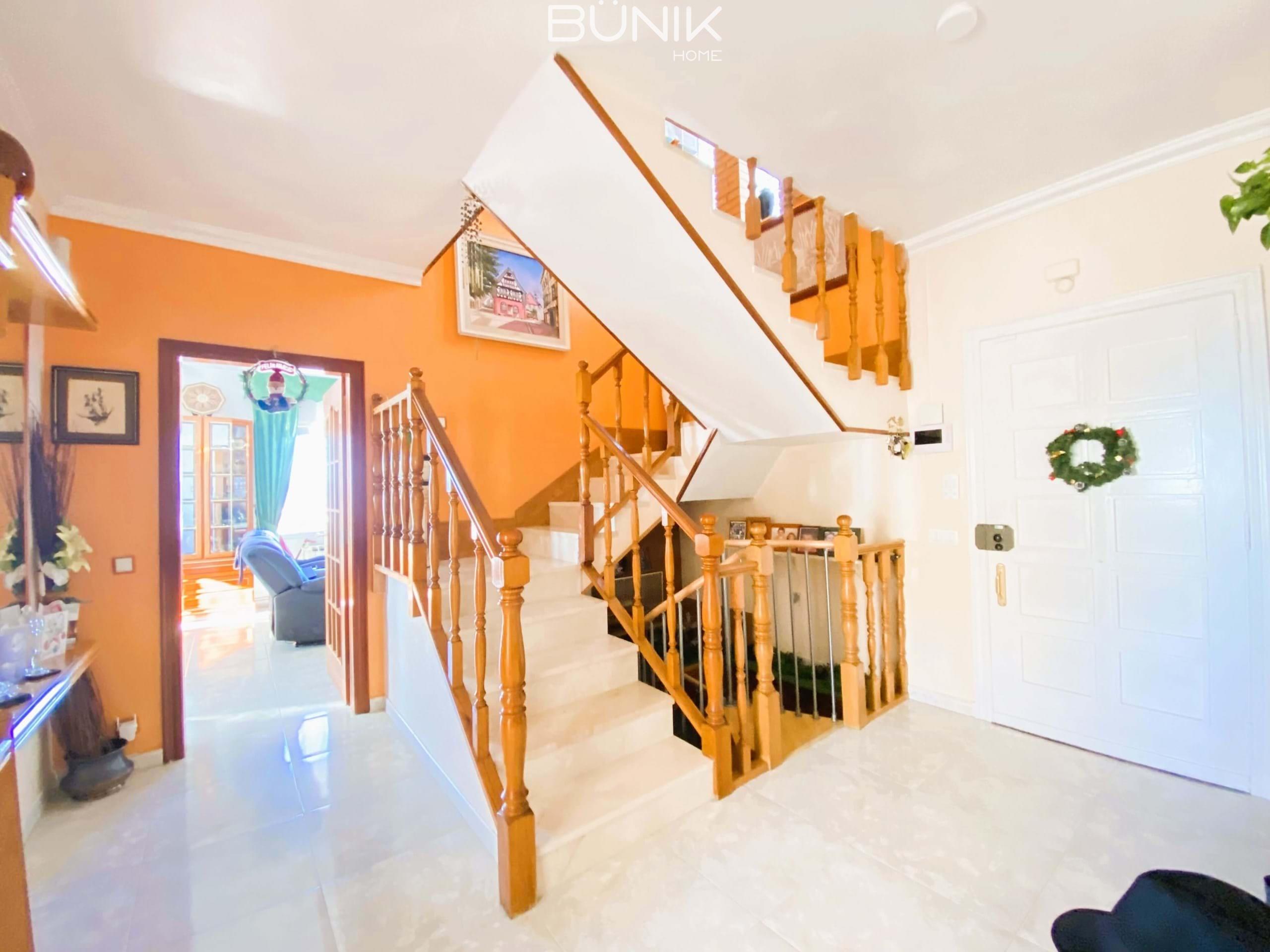 For sale of villa in Esplugues de Llobregat