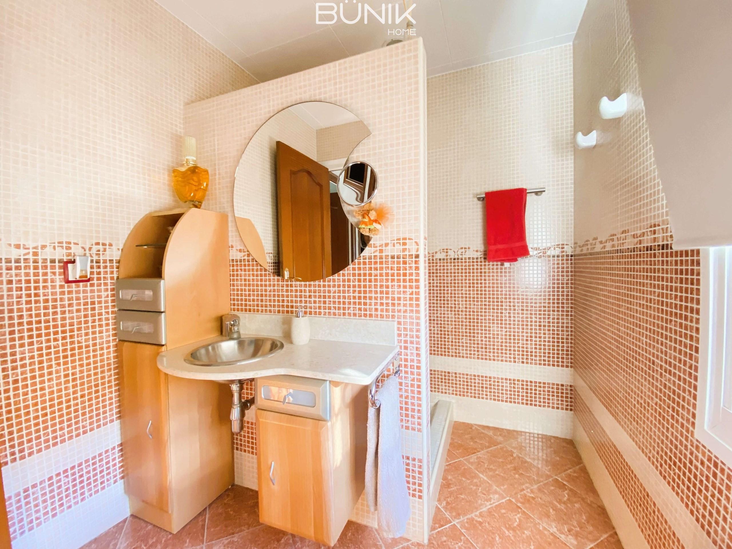For sale of villa in Esplugues de Llobregat