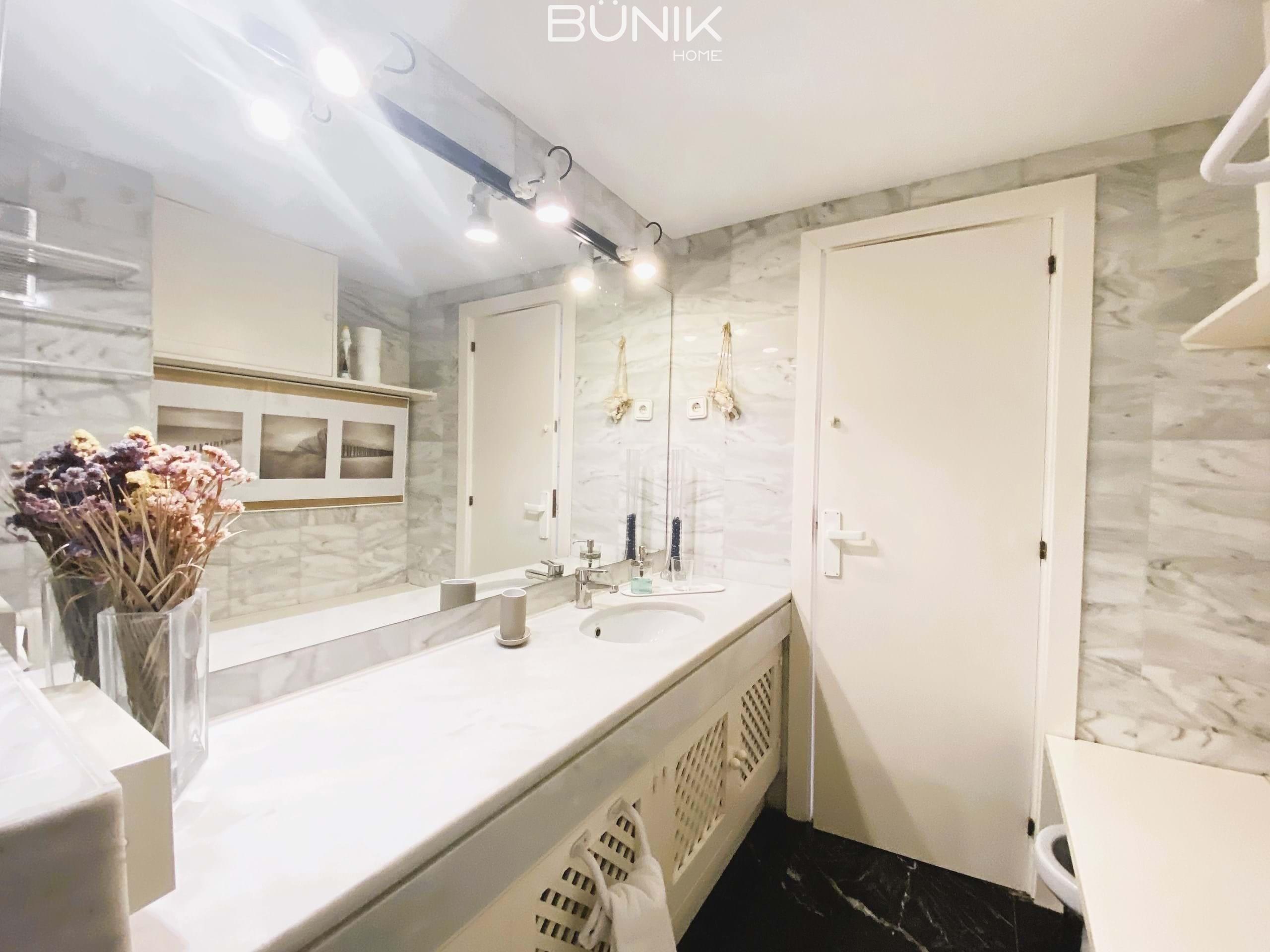 For sale of flat in Barcelona