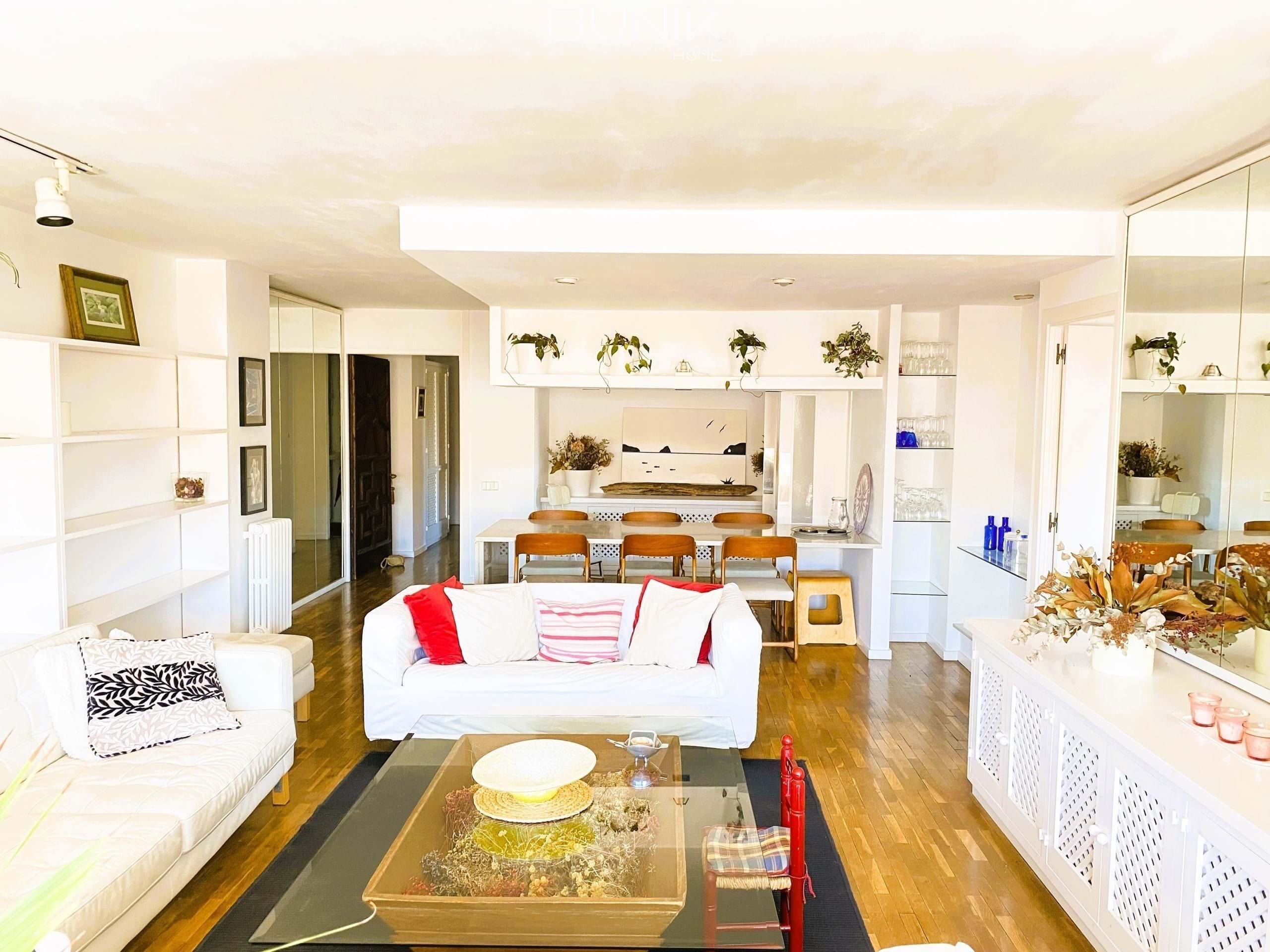 For sale of flat in Barcelona