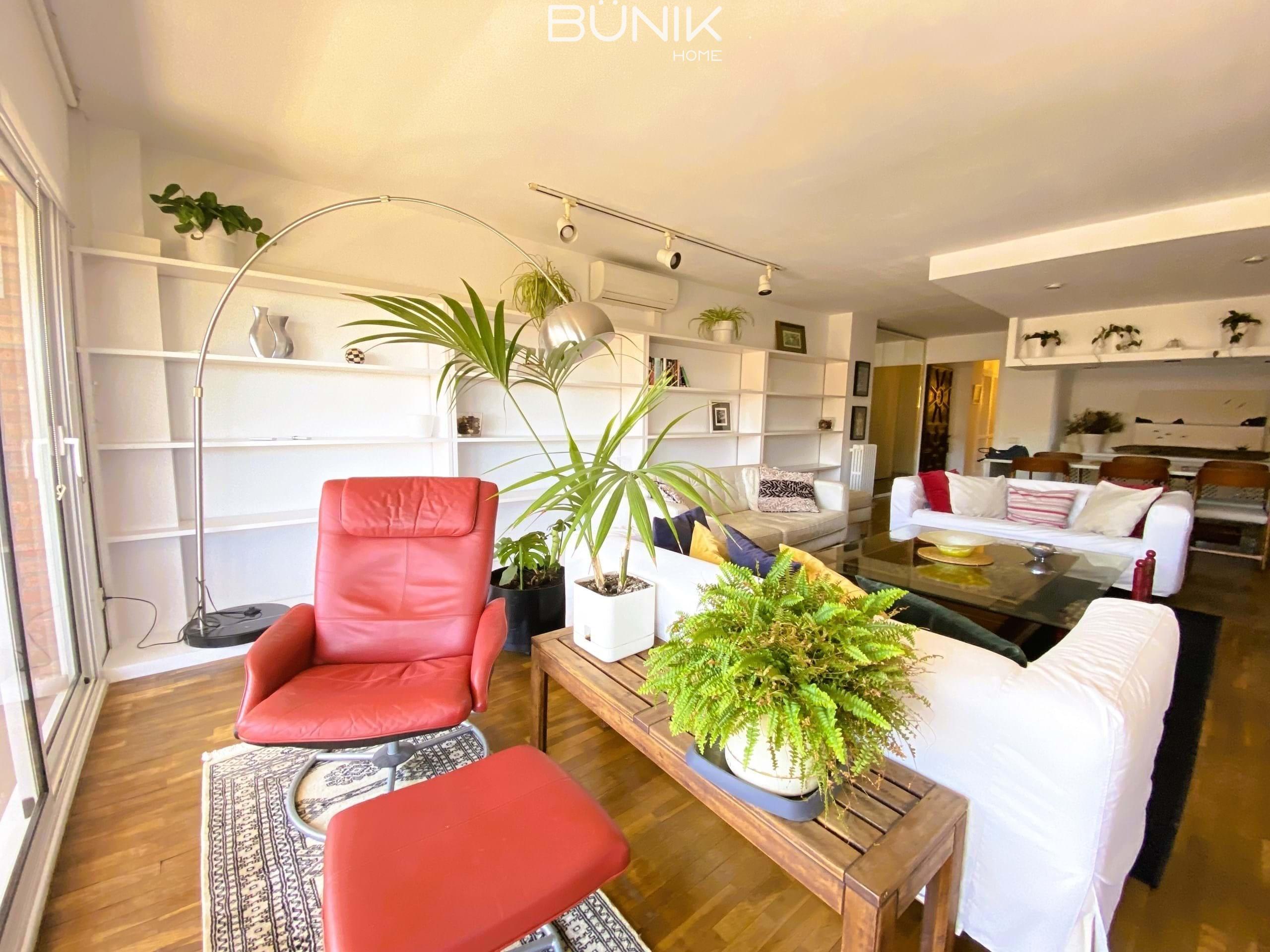 For sale of flat in Barcelona