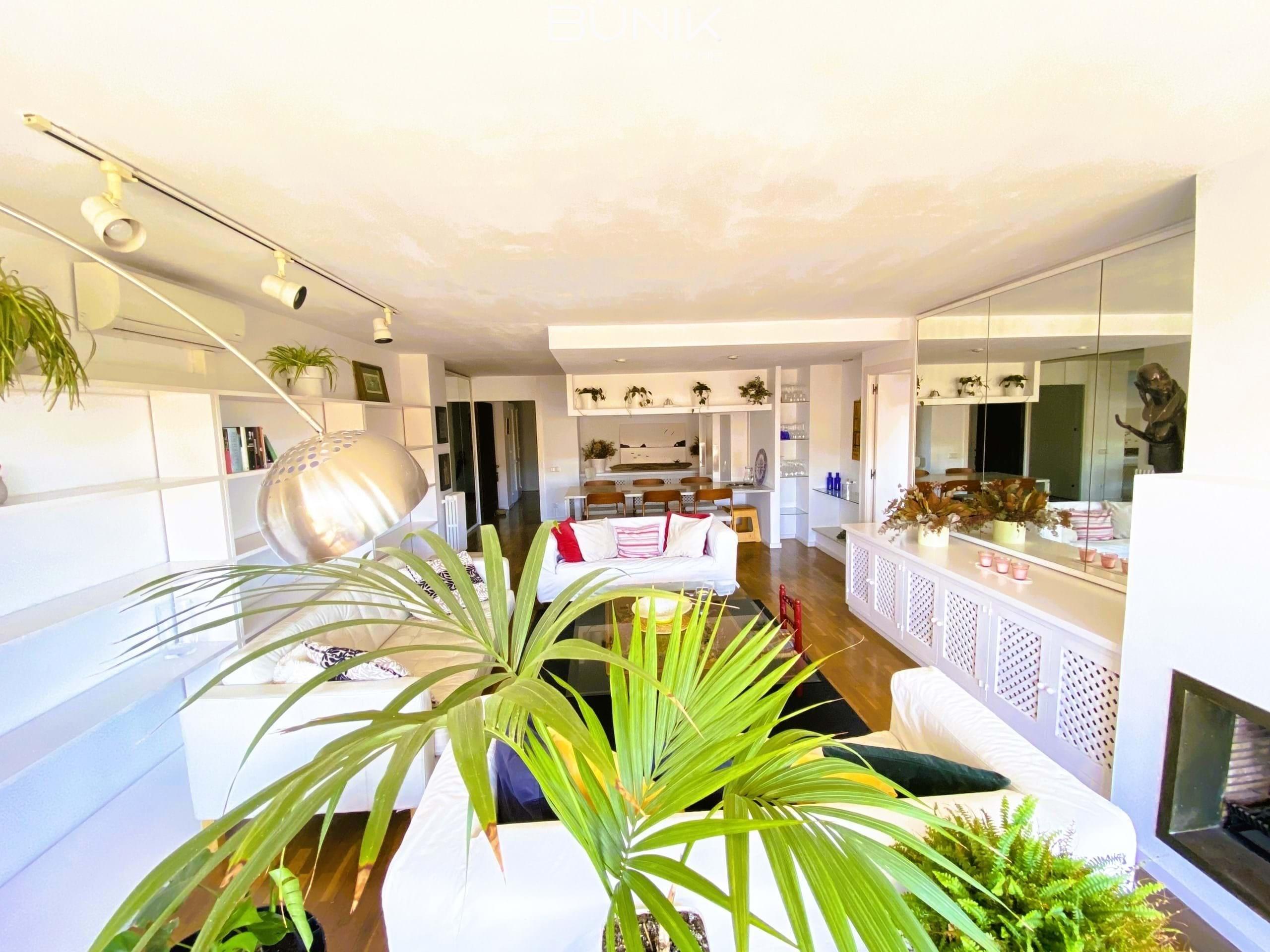 For sale of flat in Barcelona