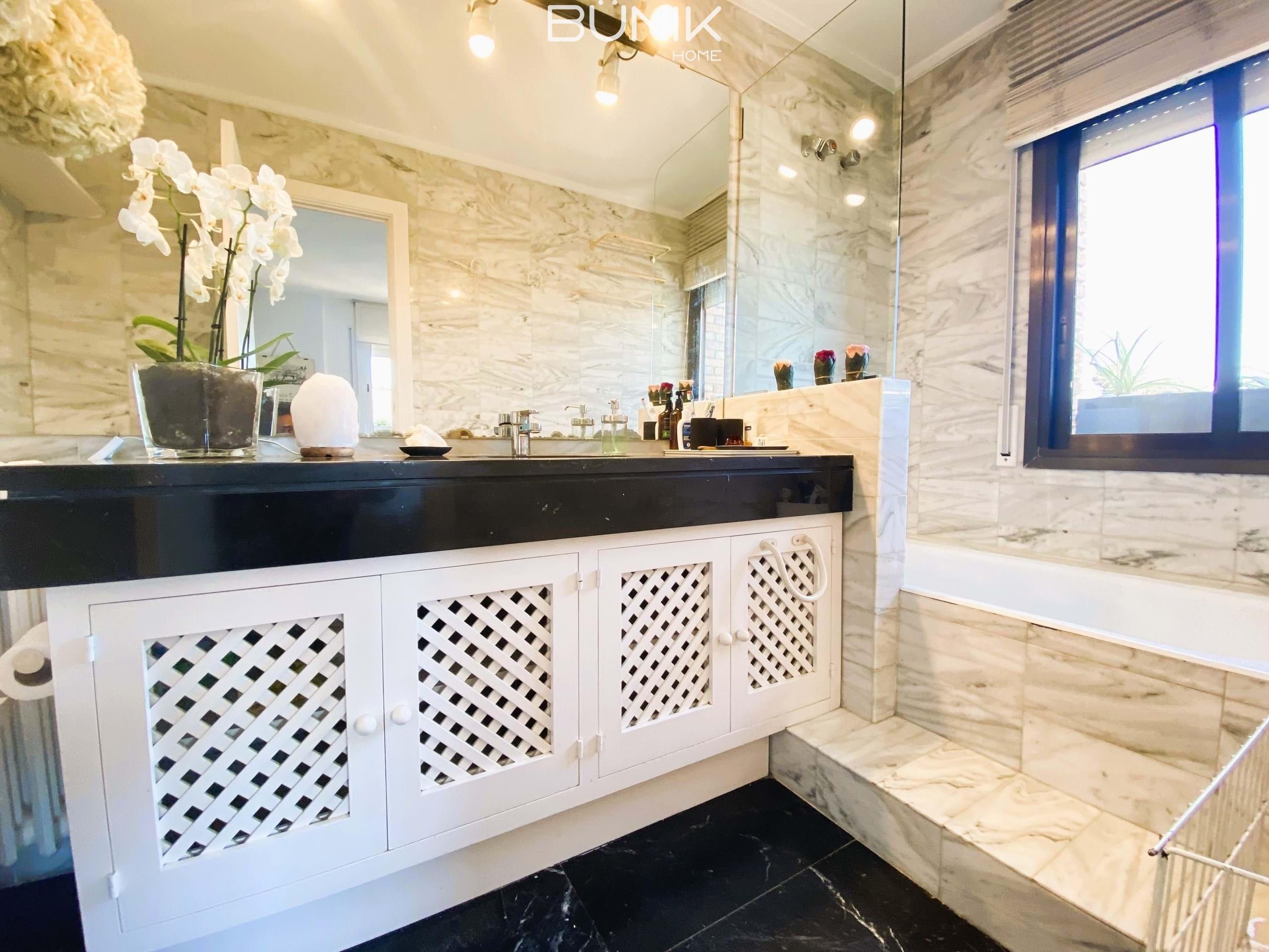 For sale of flat in Barcelona