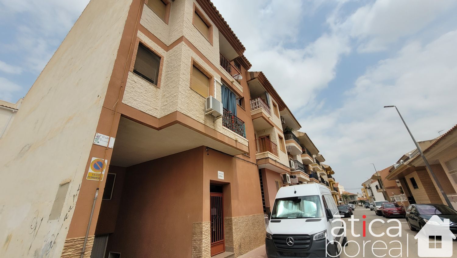 Venta de local en Ceutí