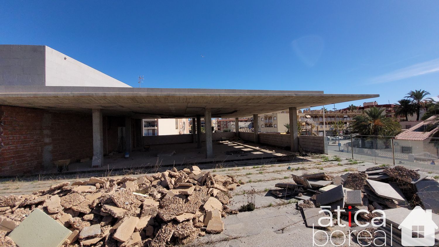 Venta de local en Mazarrón