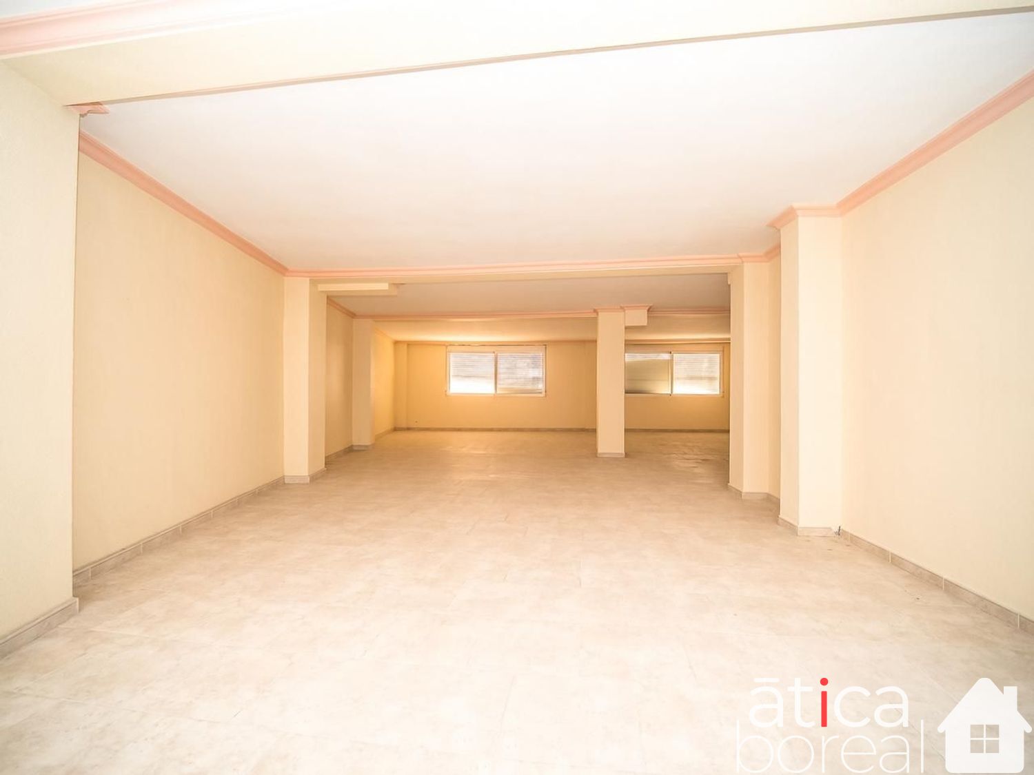 Venta de local en Cieza