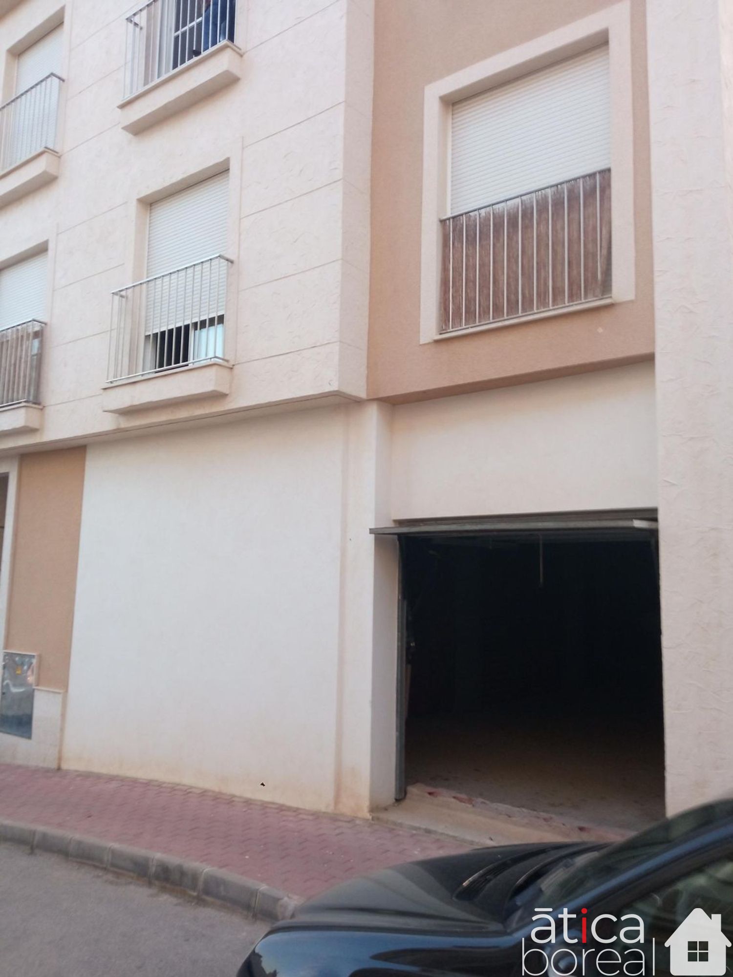 Venta de local en Alhama de Murcia