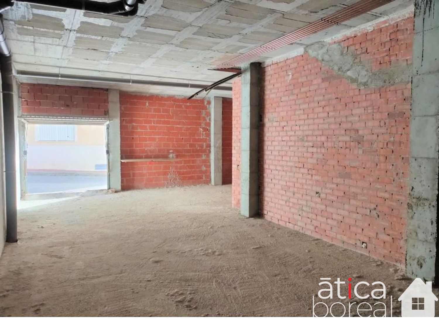 Venta de local en Alhama de Murcia