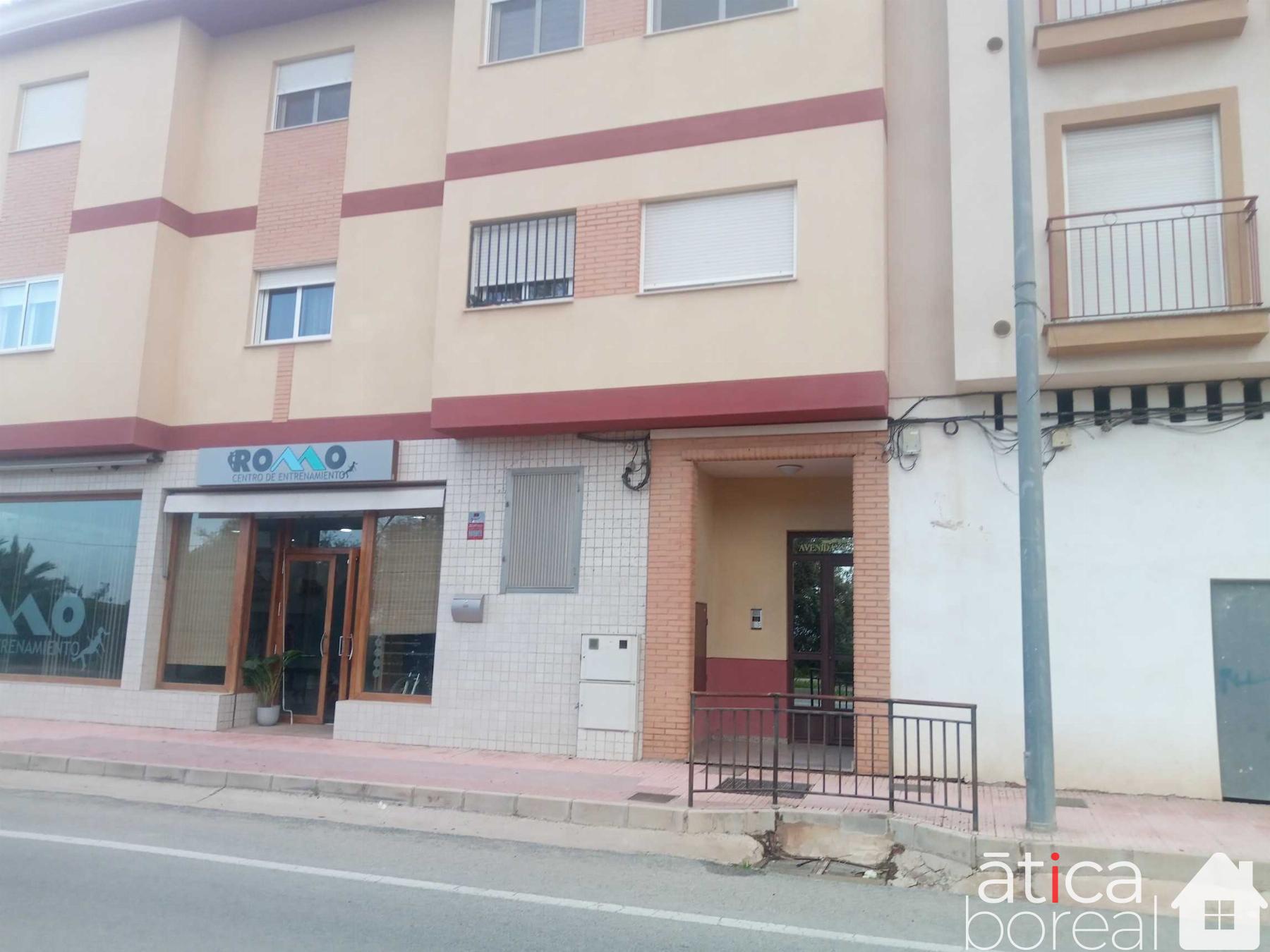 Venta de local en Alhama de Murcia
