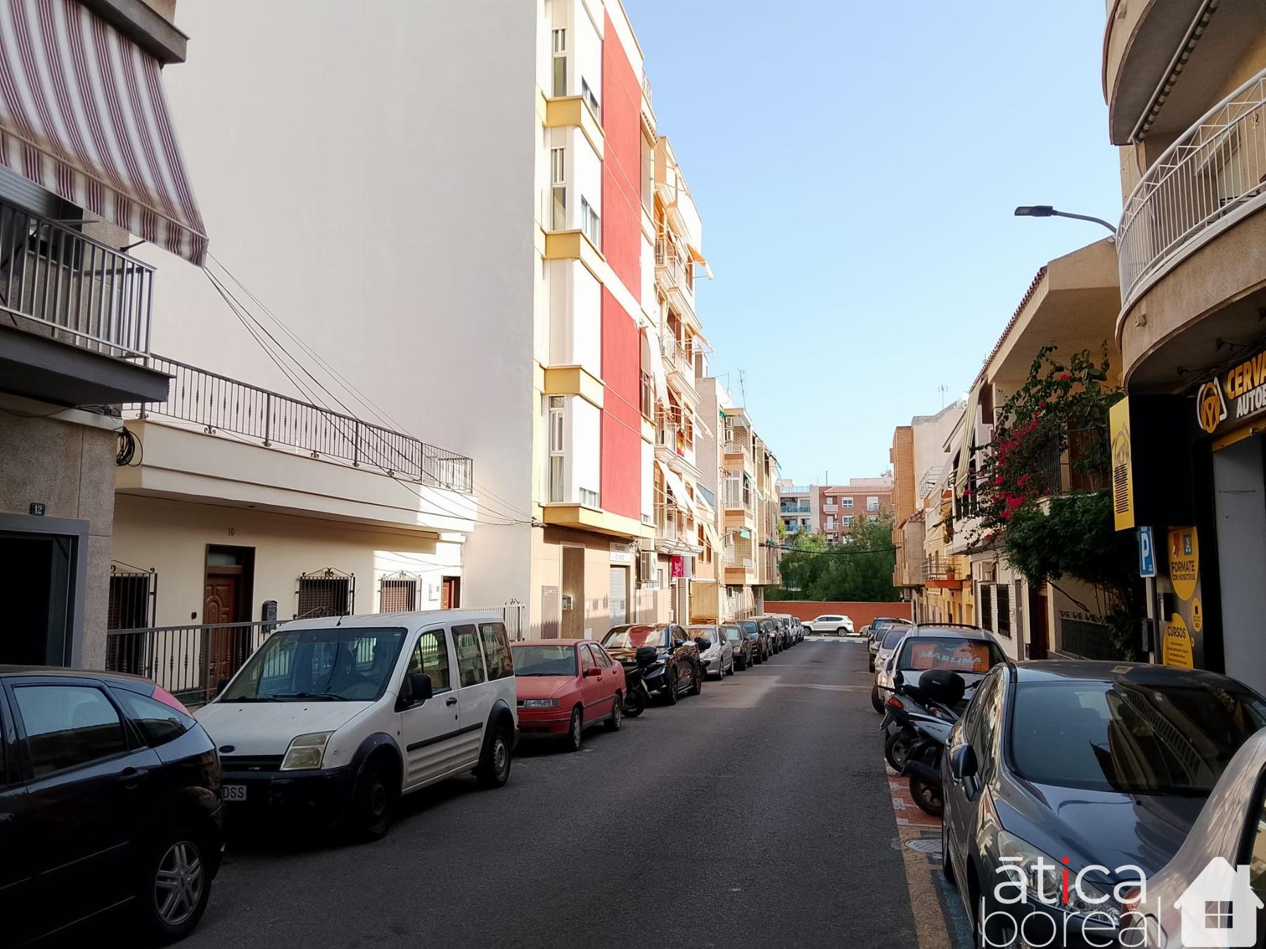 Venta de local en Águilas