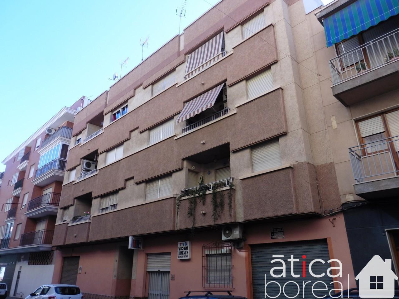 Venta de local en Águilas