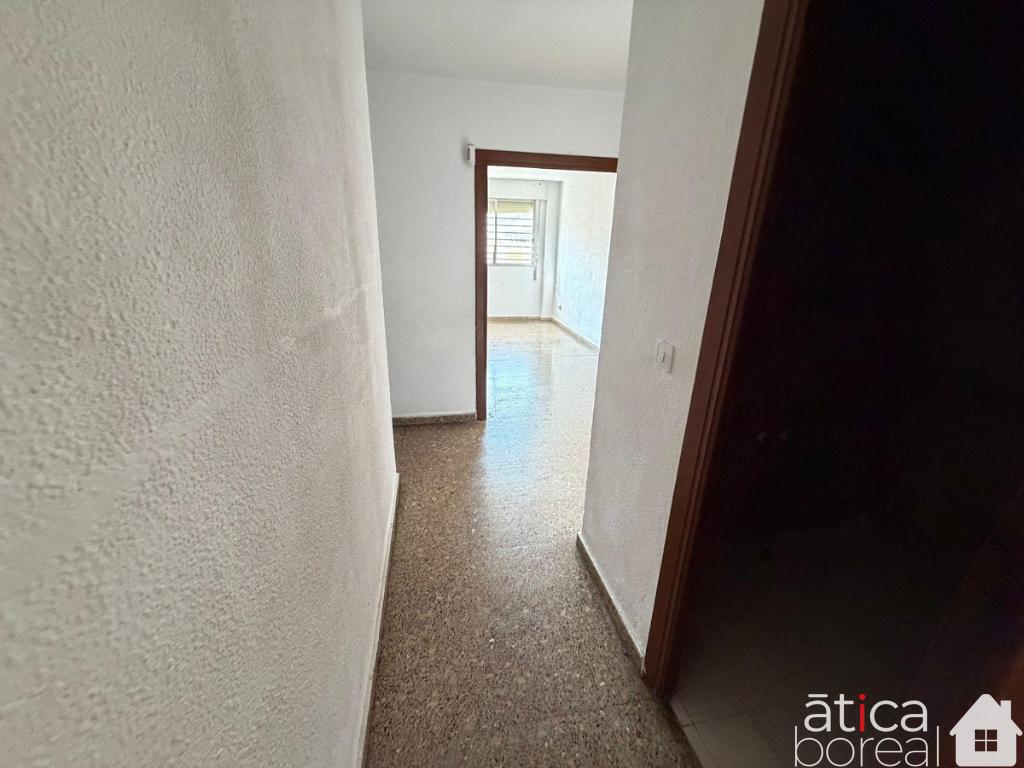 Venta de piso en Totana