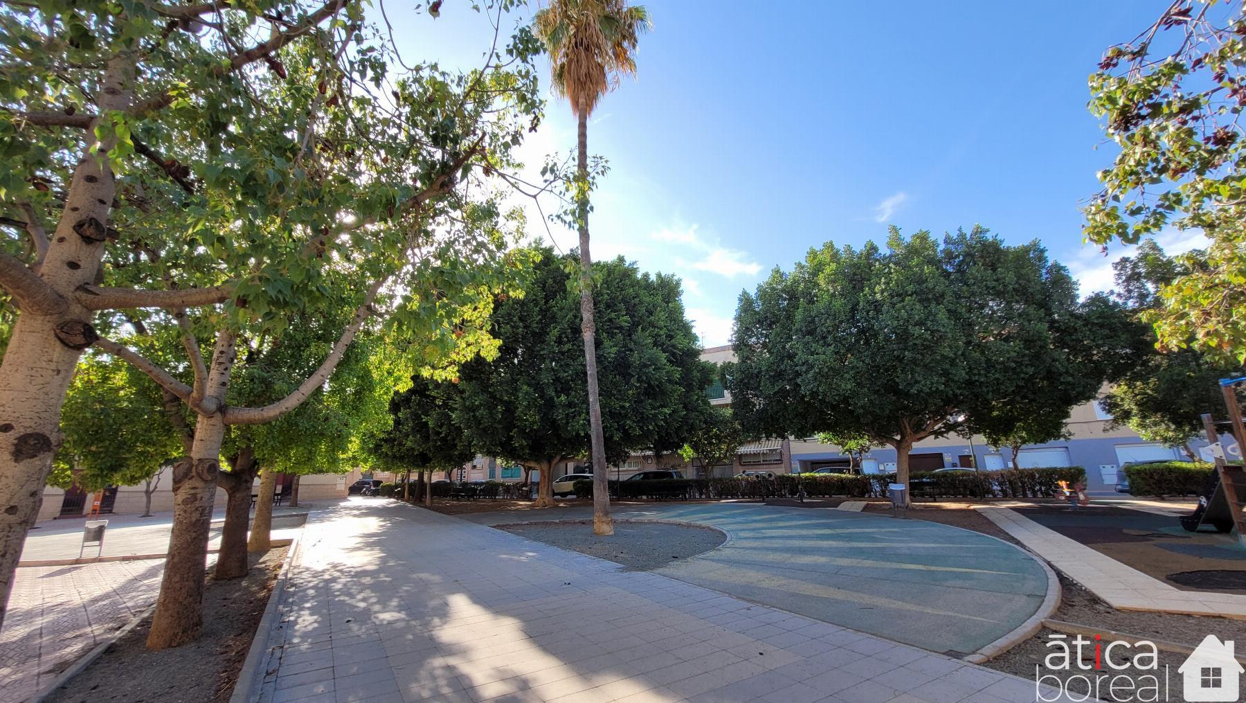 Venta de piso en Totana