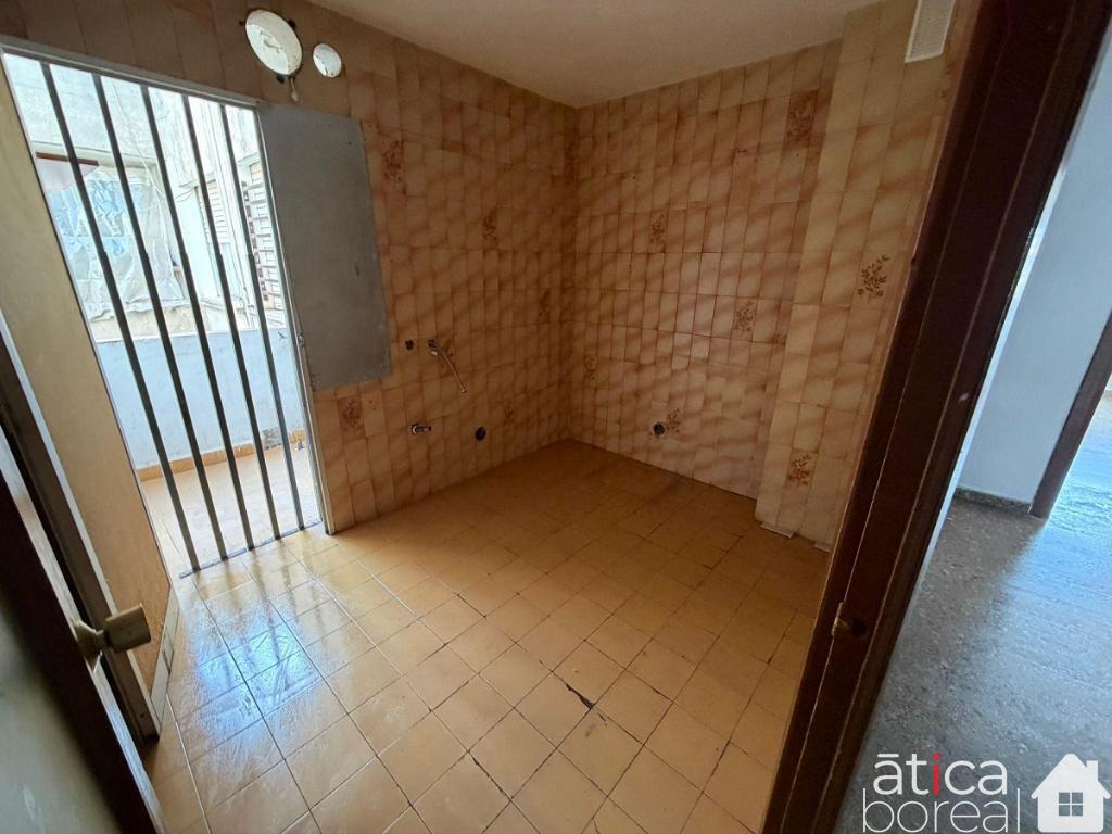 Venta de piso en Totana
