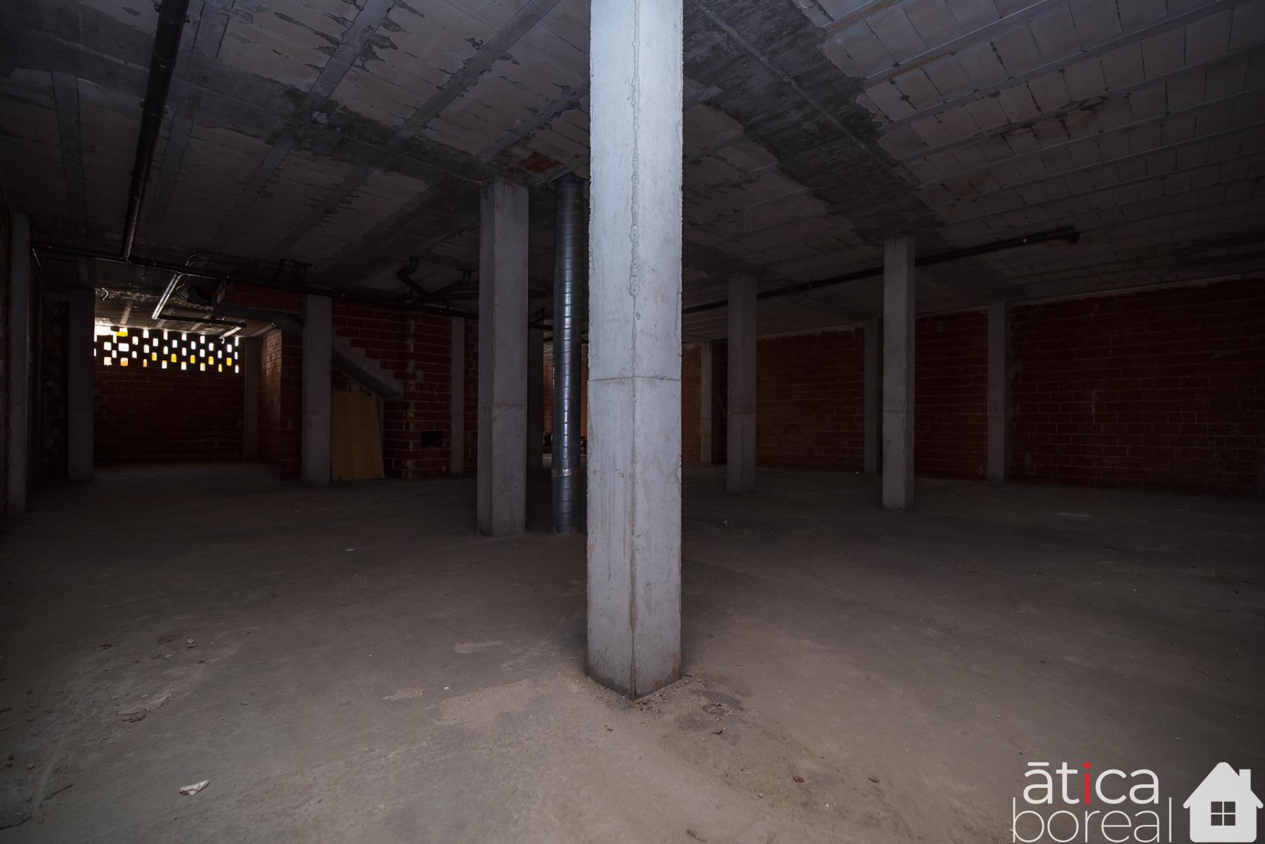 Venta de local en Ceutí
