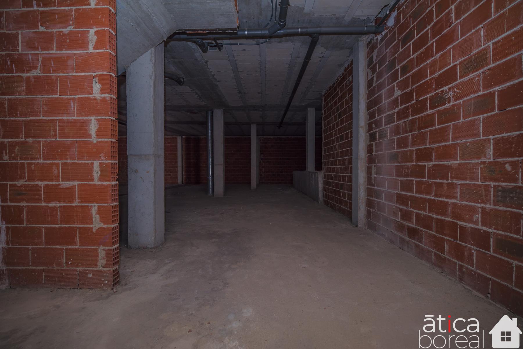 Venta de local en Ceutí