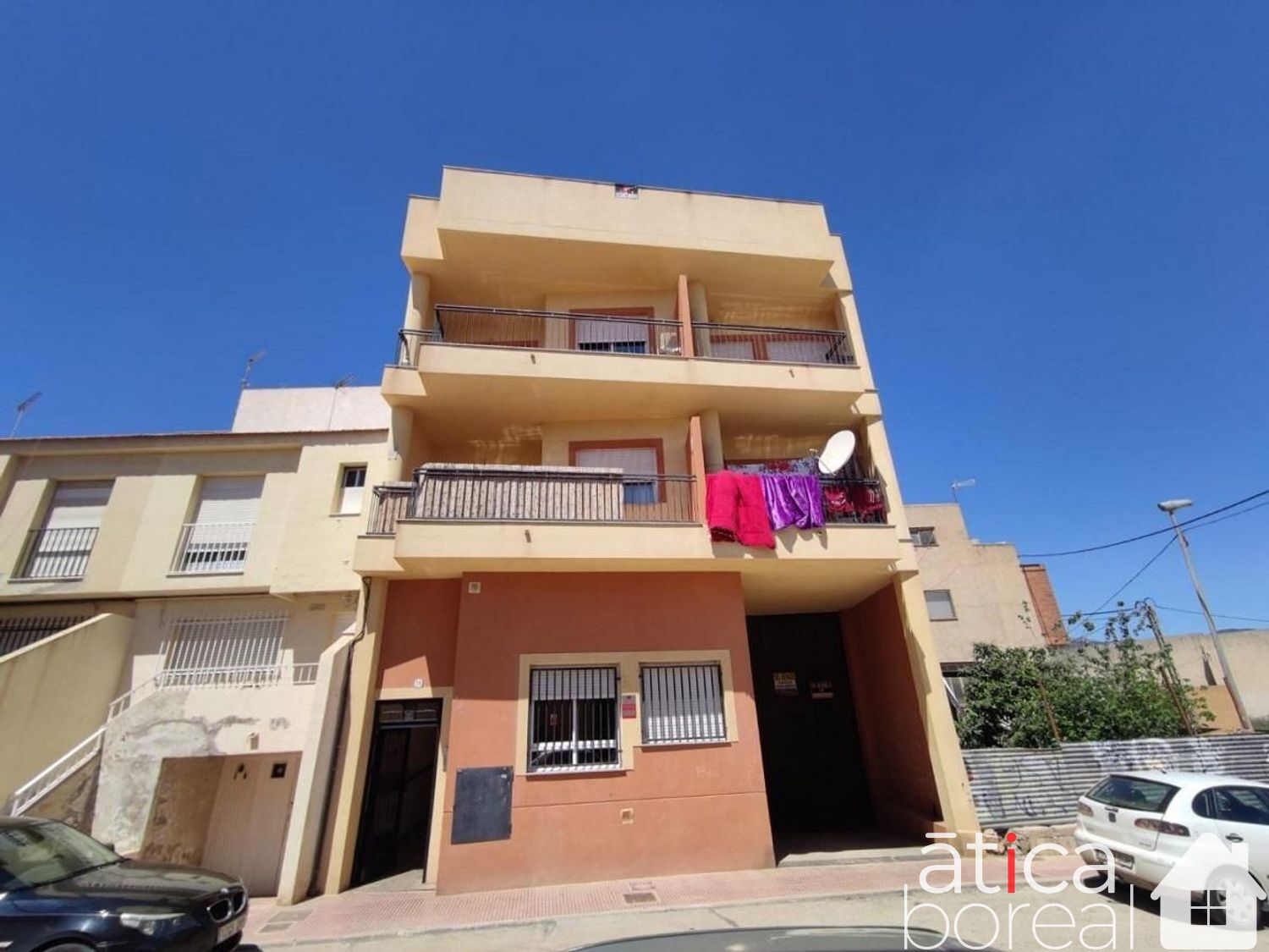 Venta de piso en Totana