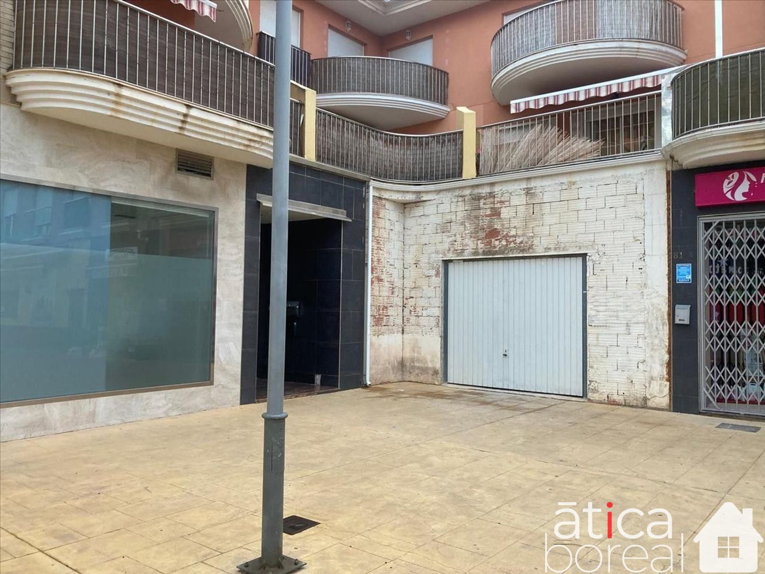 Venta de local en Alhama de Murcia