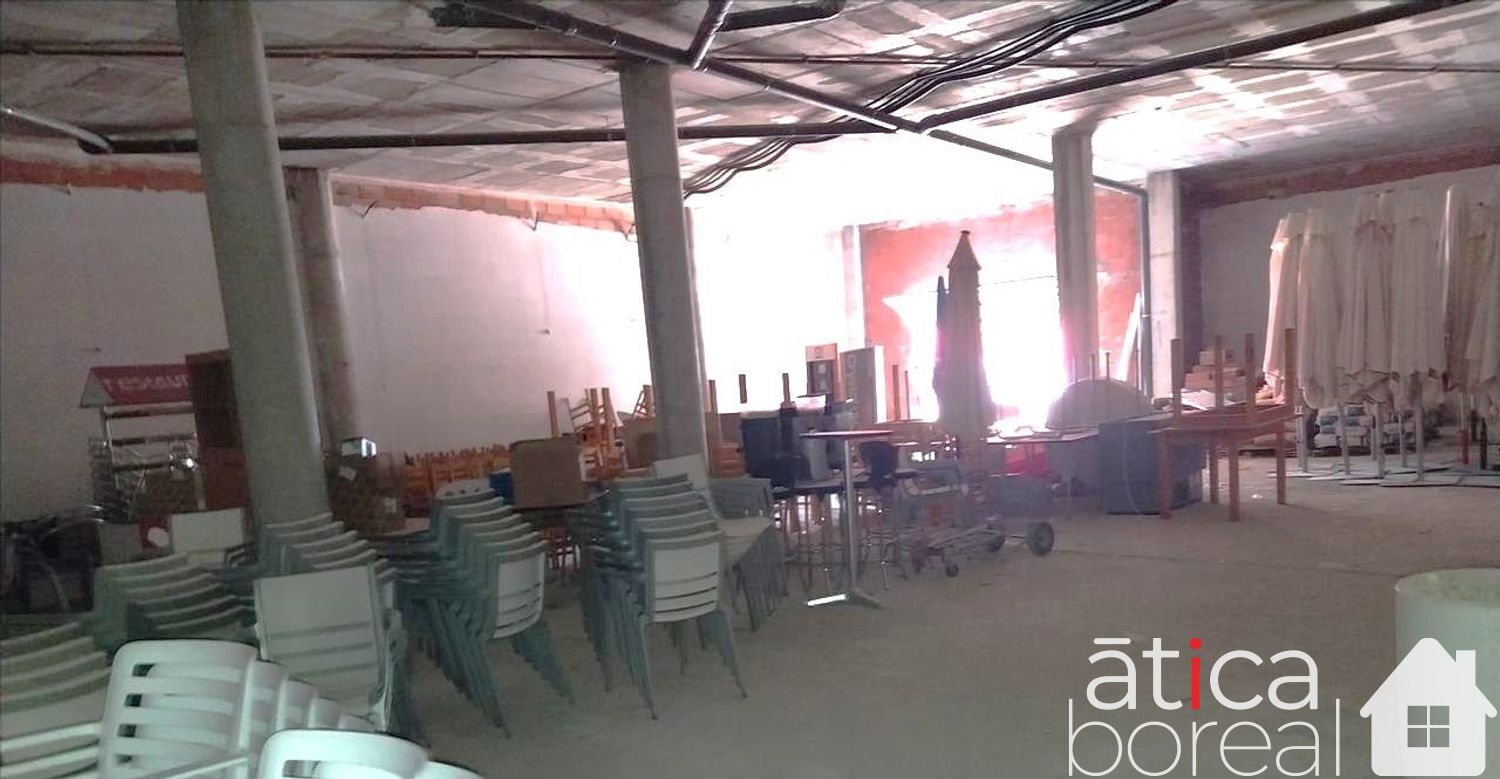 Venta de local en Alhama de Murcia