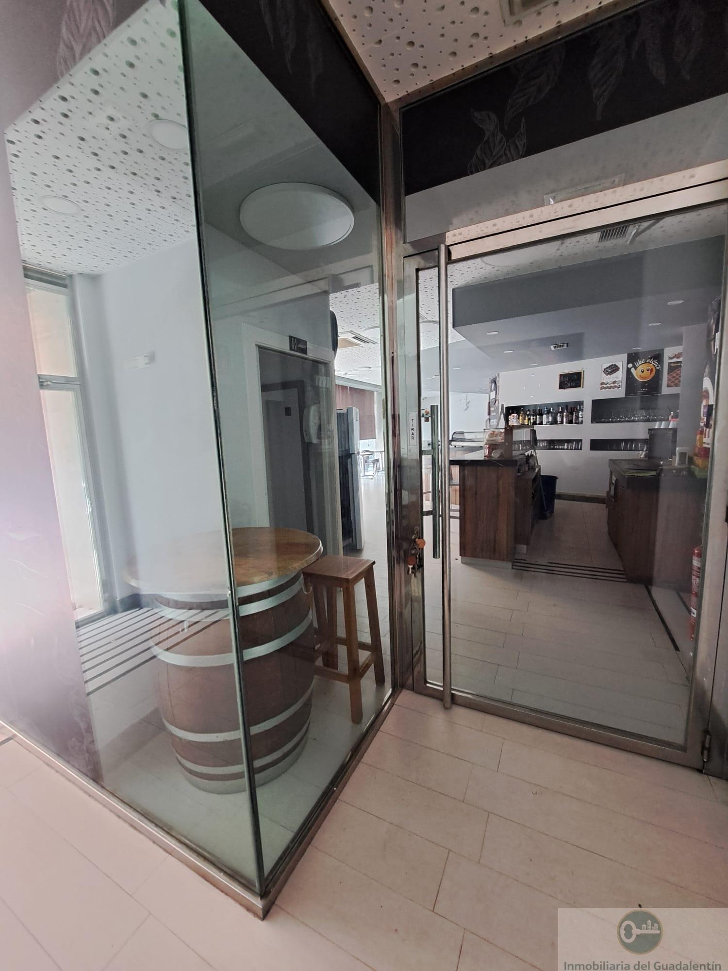 Venta de local en Lorca