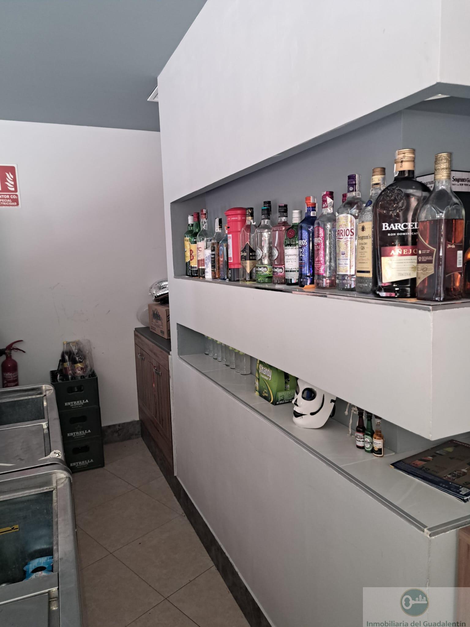 Venta de local en Lorca