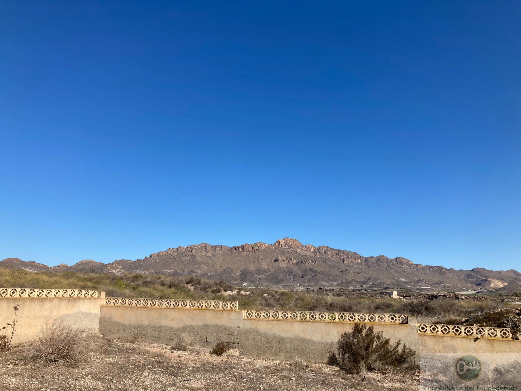 Venta de chalet en Pulpí