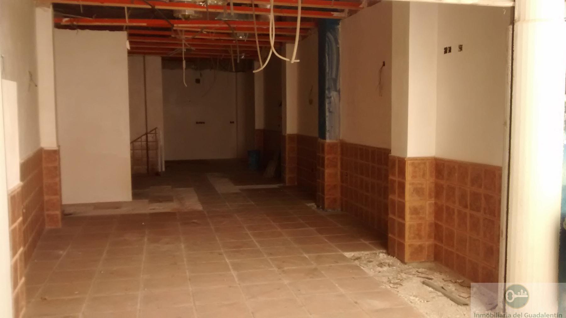 Venta de local en Lorca