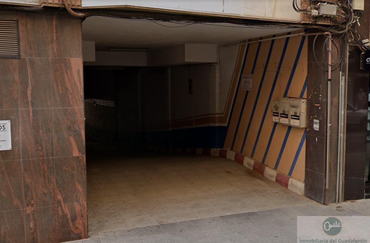 Venta de garaje en Lorca