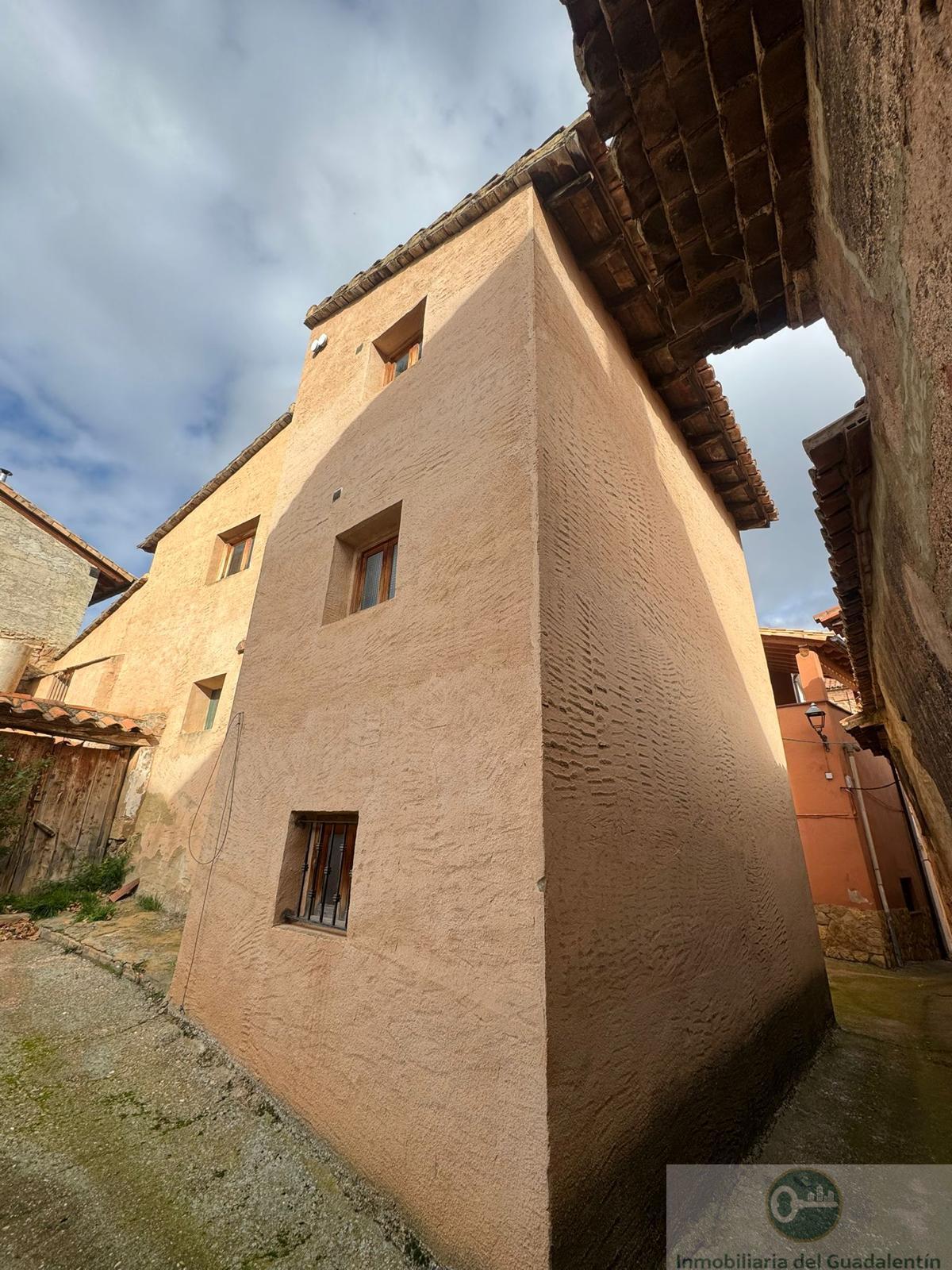 Venta de casa en Puebla de San Miguel