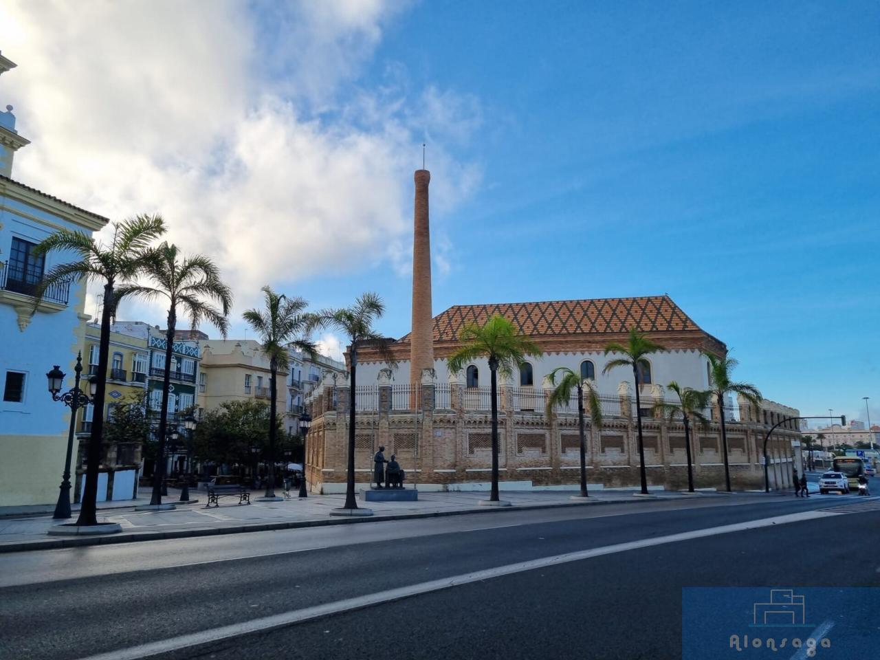 Venta de local en Cádiz