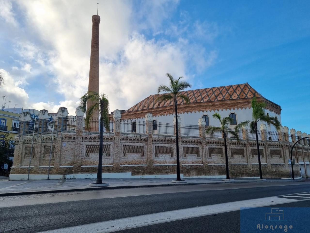 Venta de local en Cádiz